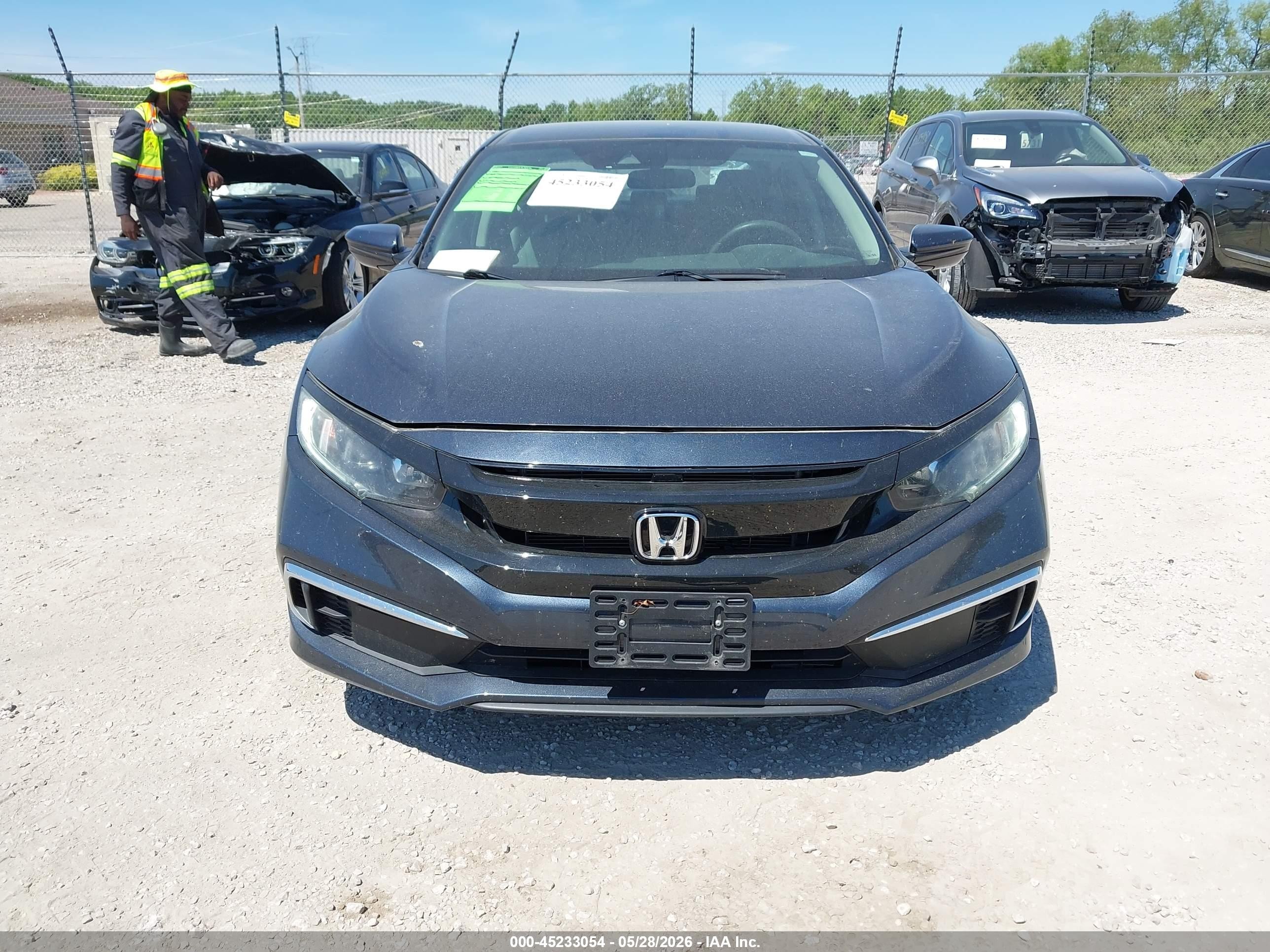 2019 Honda Civic Lx Blue vin: 19XFC2F63KE022707