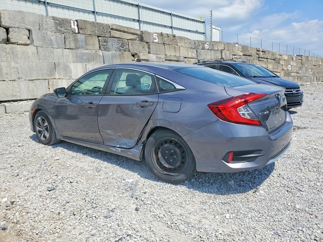 2019 Honda Civic Lx Gray vin: 19XFC2F63KE031052