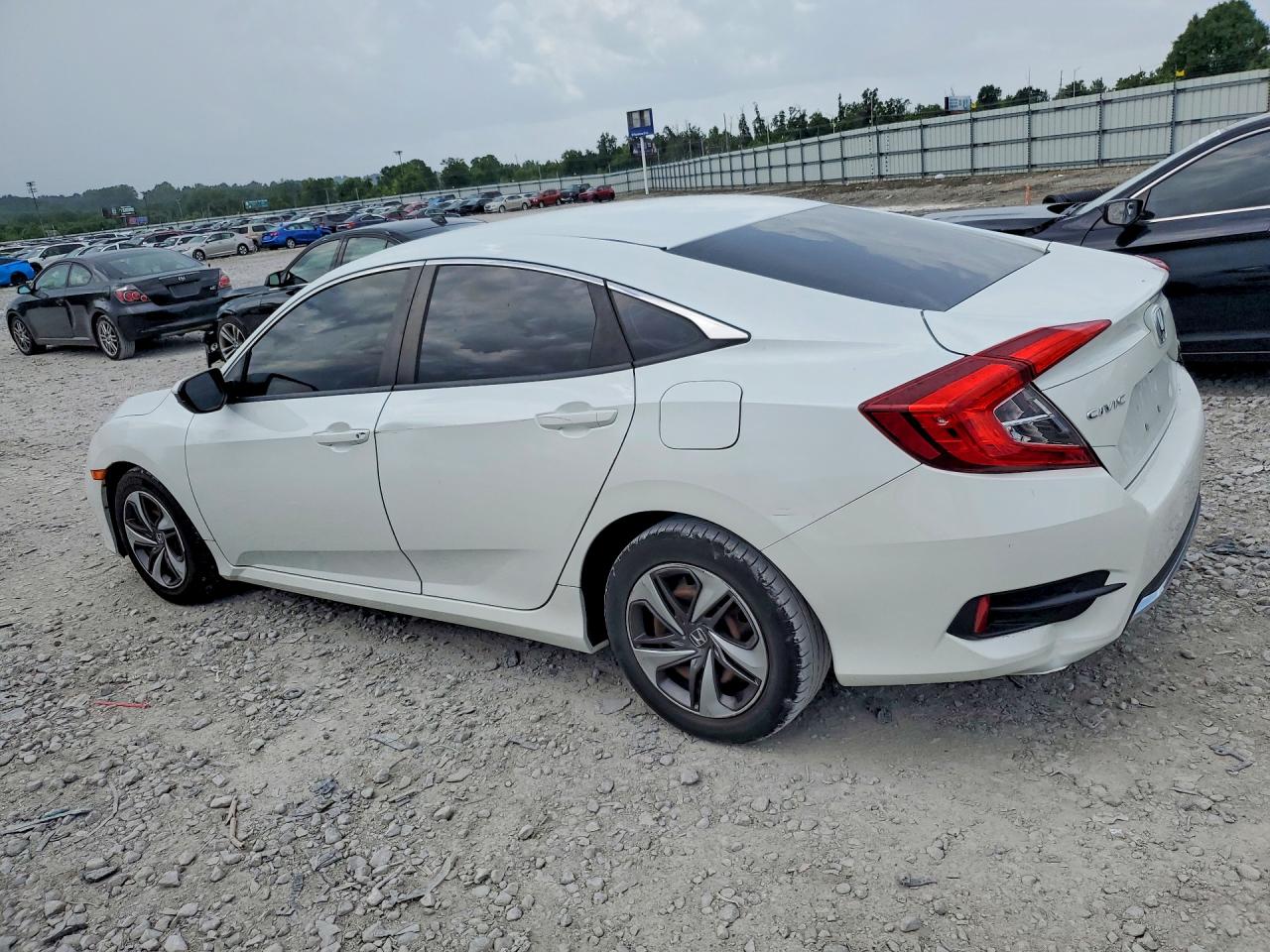 2019 Honda Civic Lx White vin: 19XFC2F63KE035540