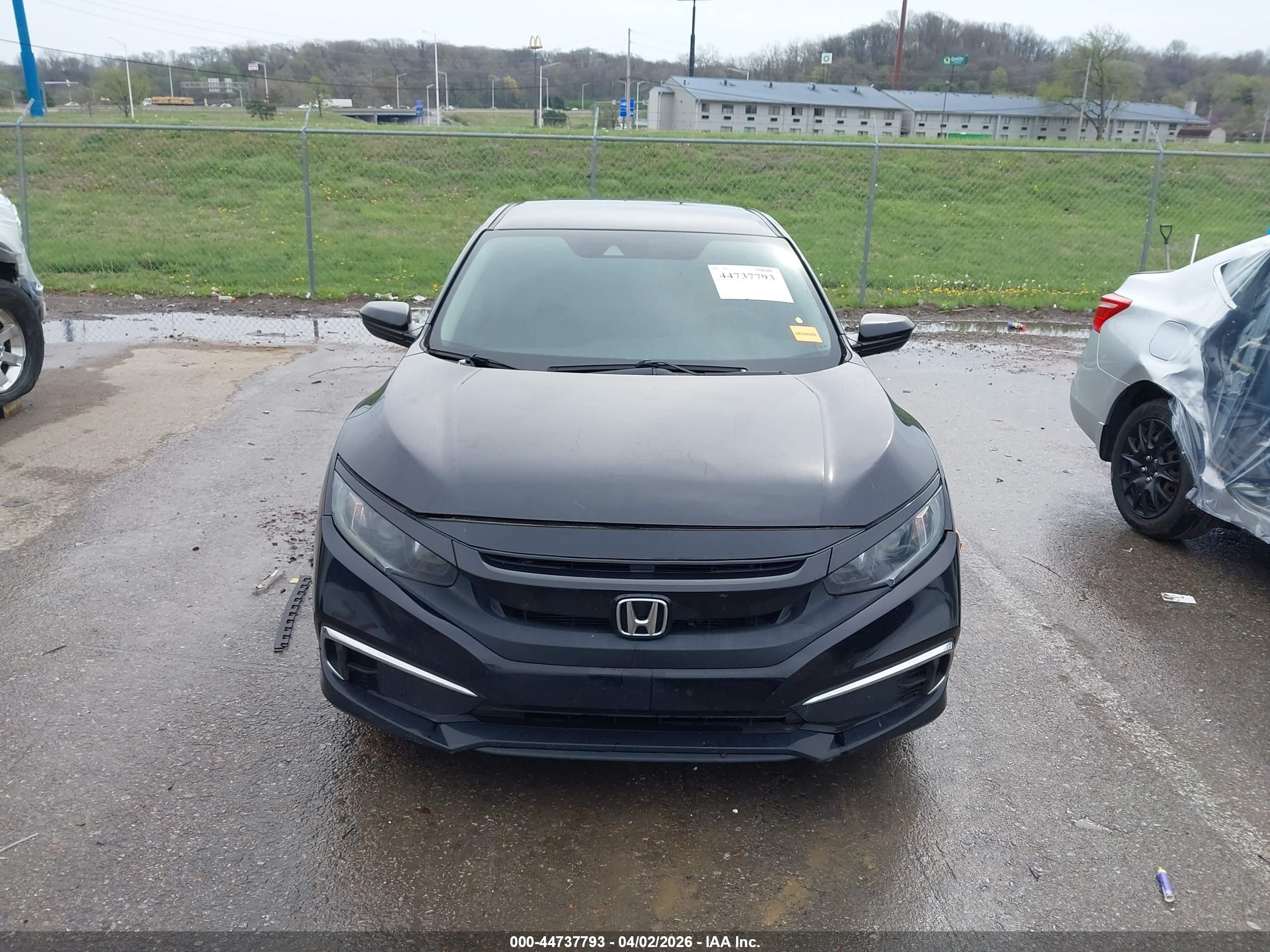 2019 Honda Civic Lx Черный vin: 19XFC2F64KE021047