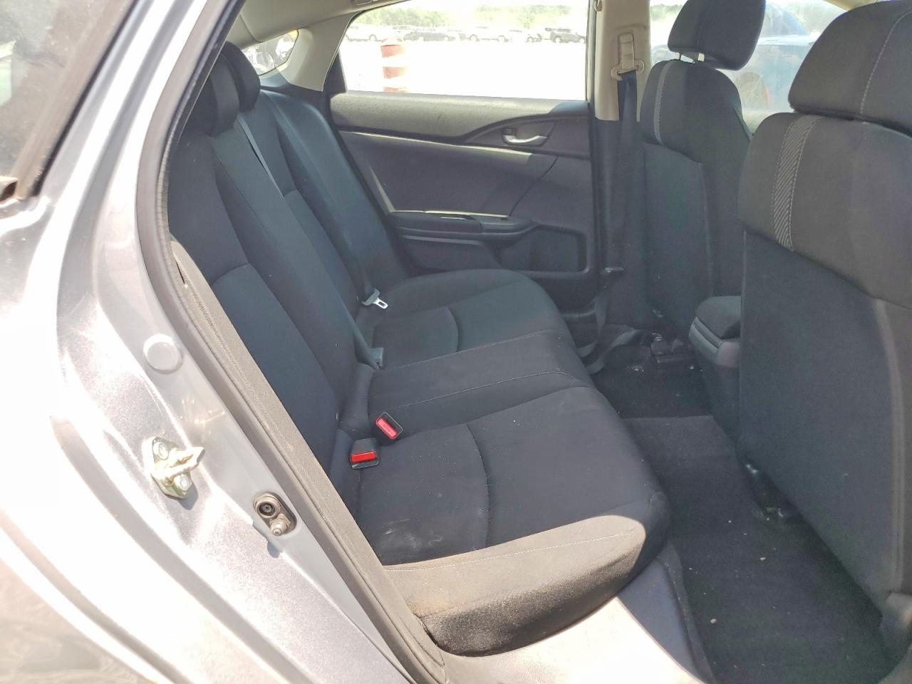 2016 Honda Civic Lx Серебряный vin: 19XFC2F67GE060478