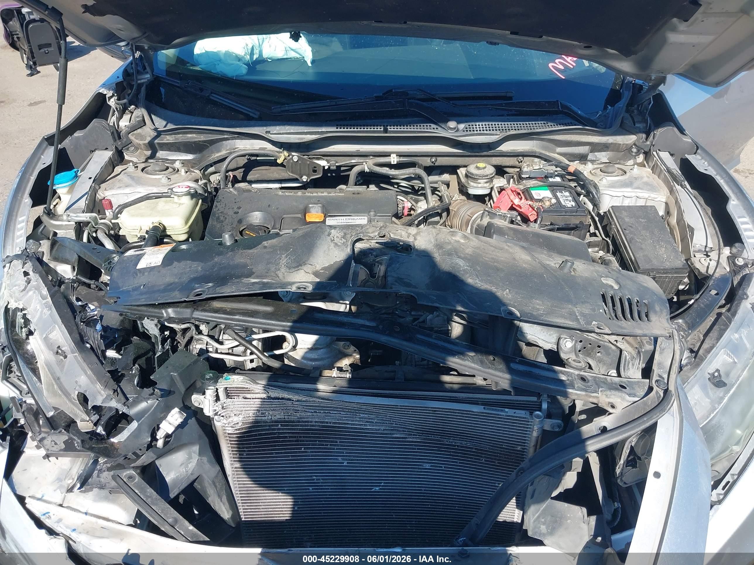 2019 Honda Civic Lx Silver vin: 19XFC2F67KE202787