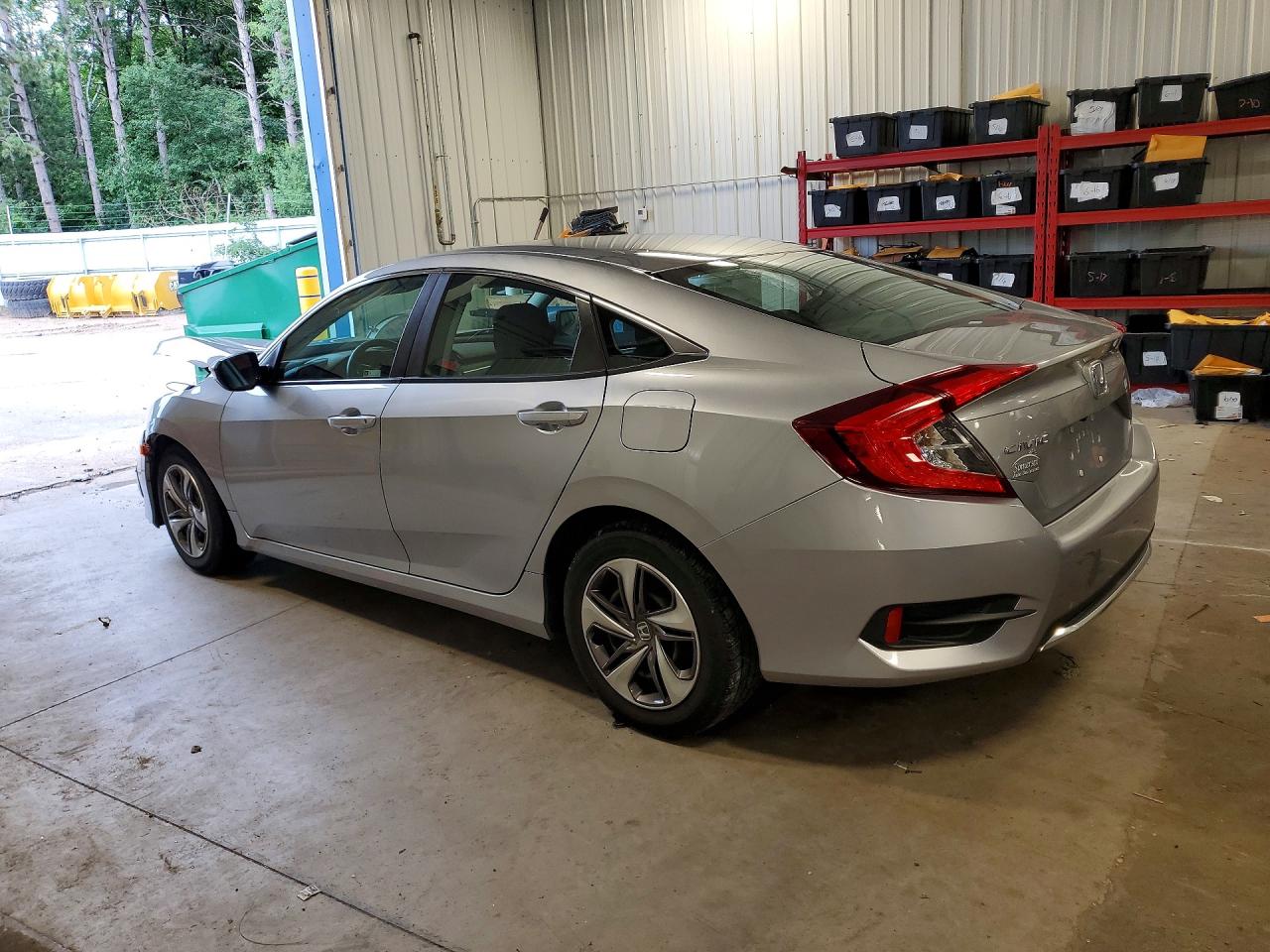 2020 Honda Civic Lx Серебряный vin: 19XFC2F67LE026972