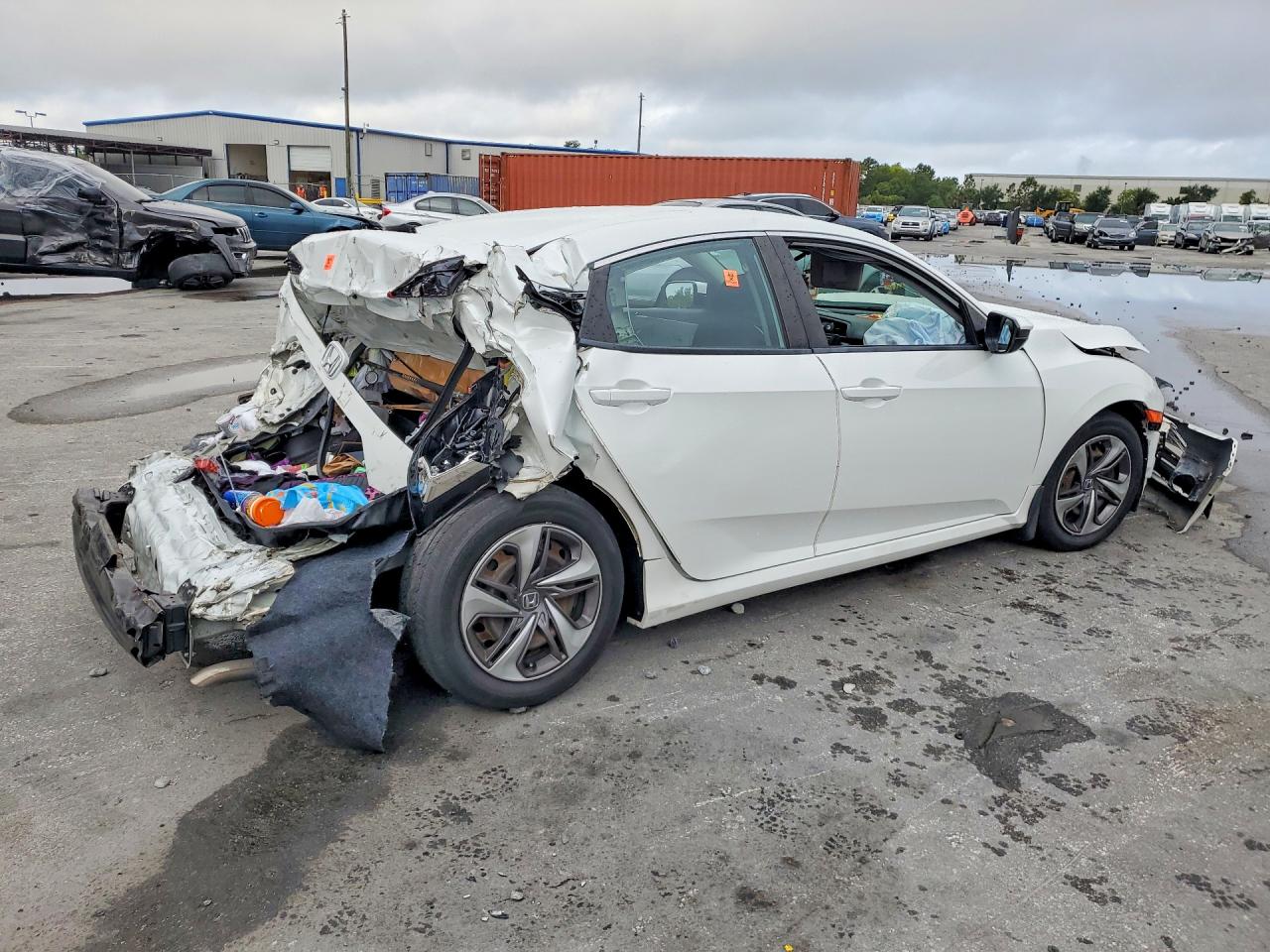 2020 Honda Civic Lx Белый vin: 19XFC2F68LE011641