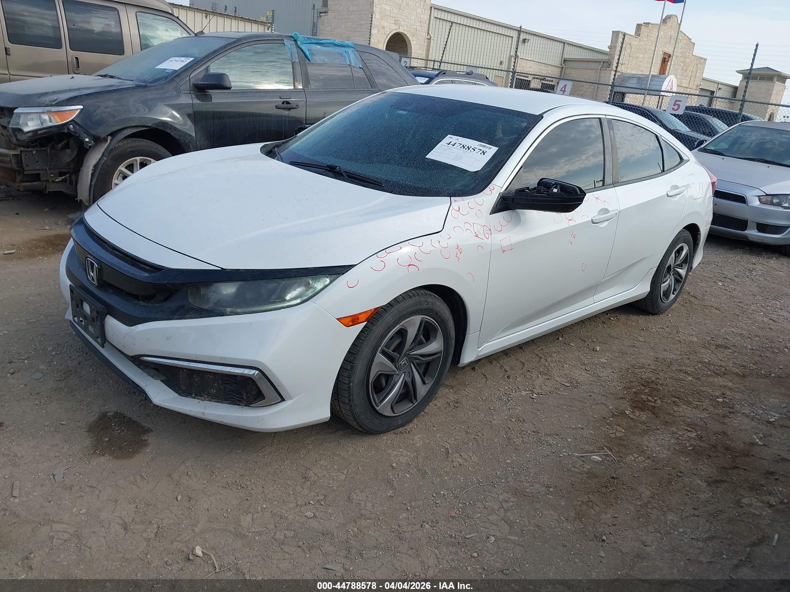 2020 Honda Civic Lx White vin: 19XFC2F6XLE024133