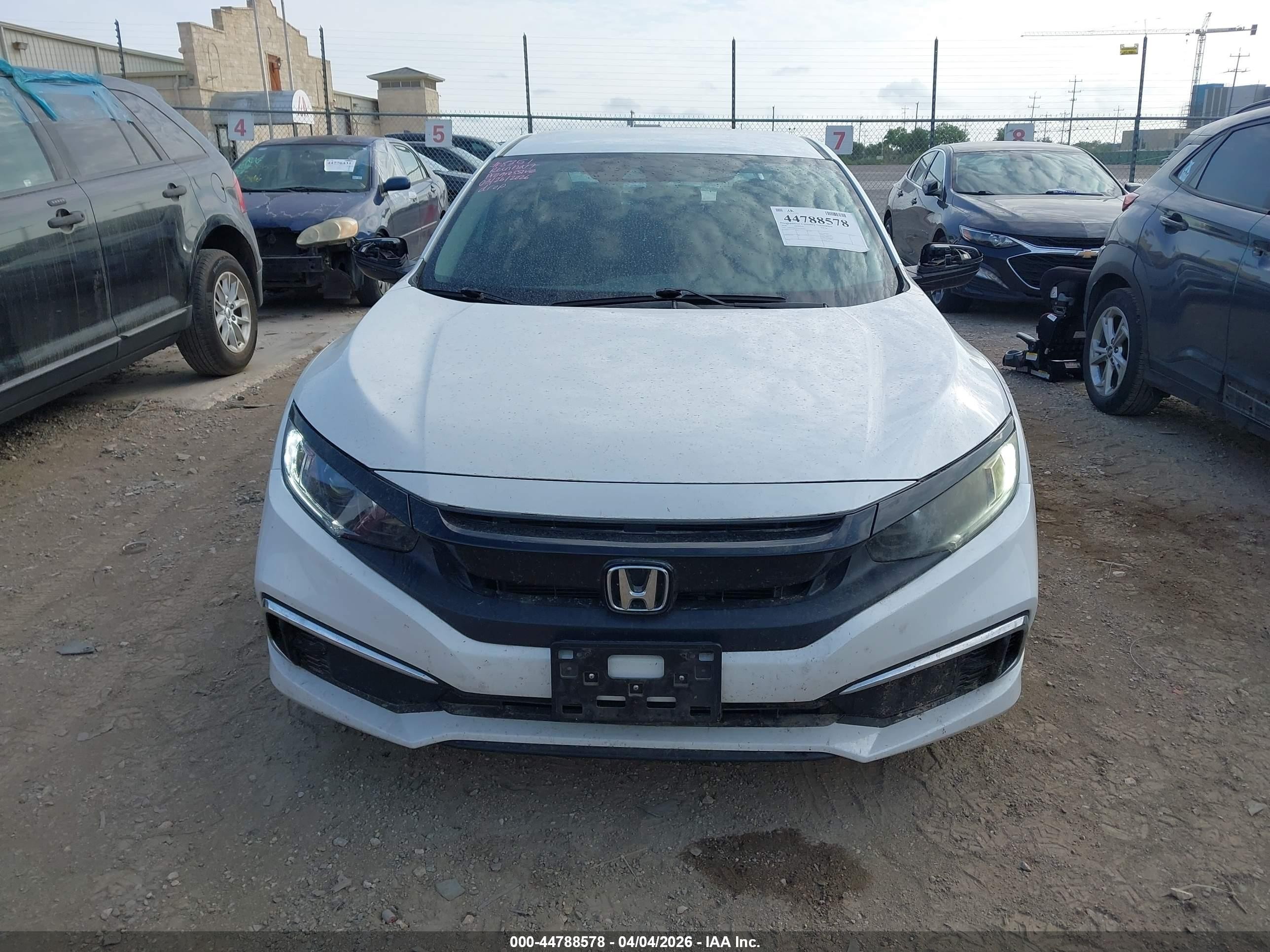 2020 Honda Civic Lx White vin: 19XFC2F6XLE024133