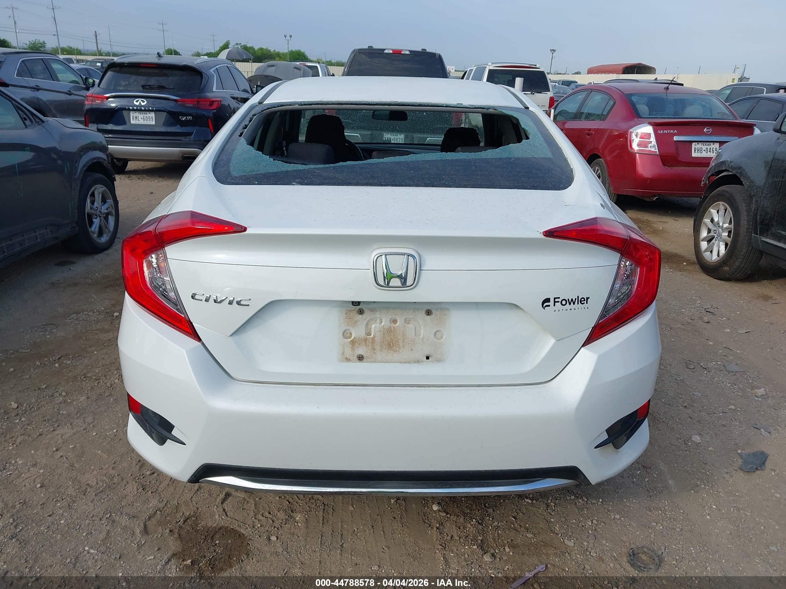 2020 Honda Civic Lx White vin: 19XFC2F6XLE024133