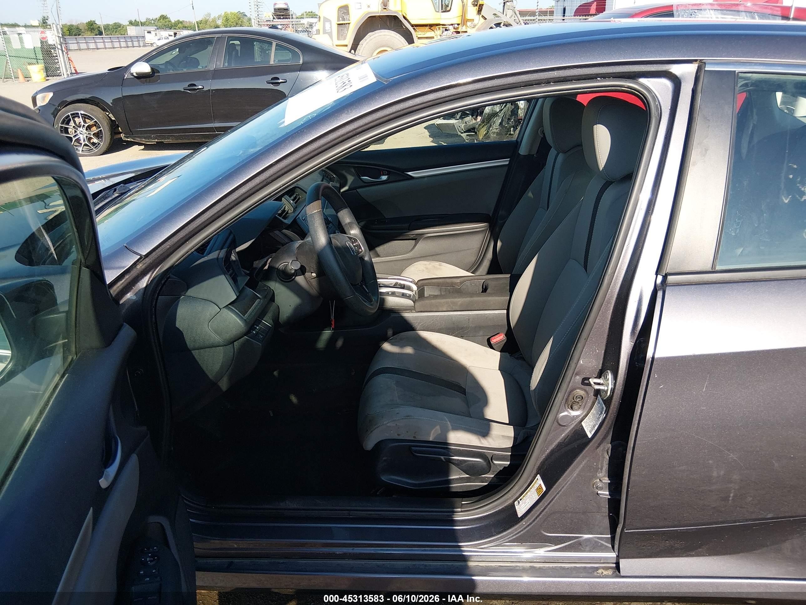 2020 Honda Civic Lx Gray vin: 19XFC2F6XLE027307