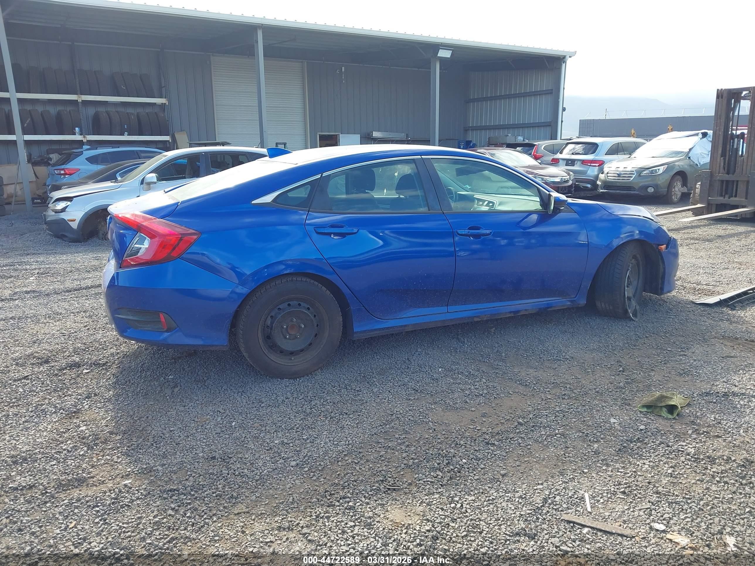 2018 Honda Civic Ex Синий vin: 19XFC2F70JE023076