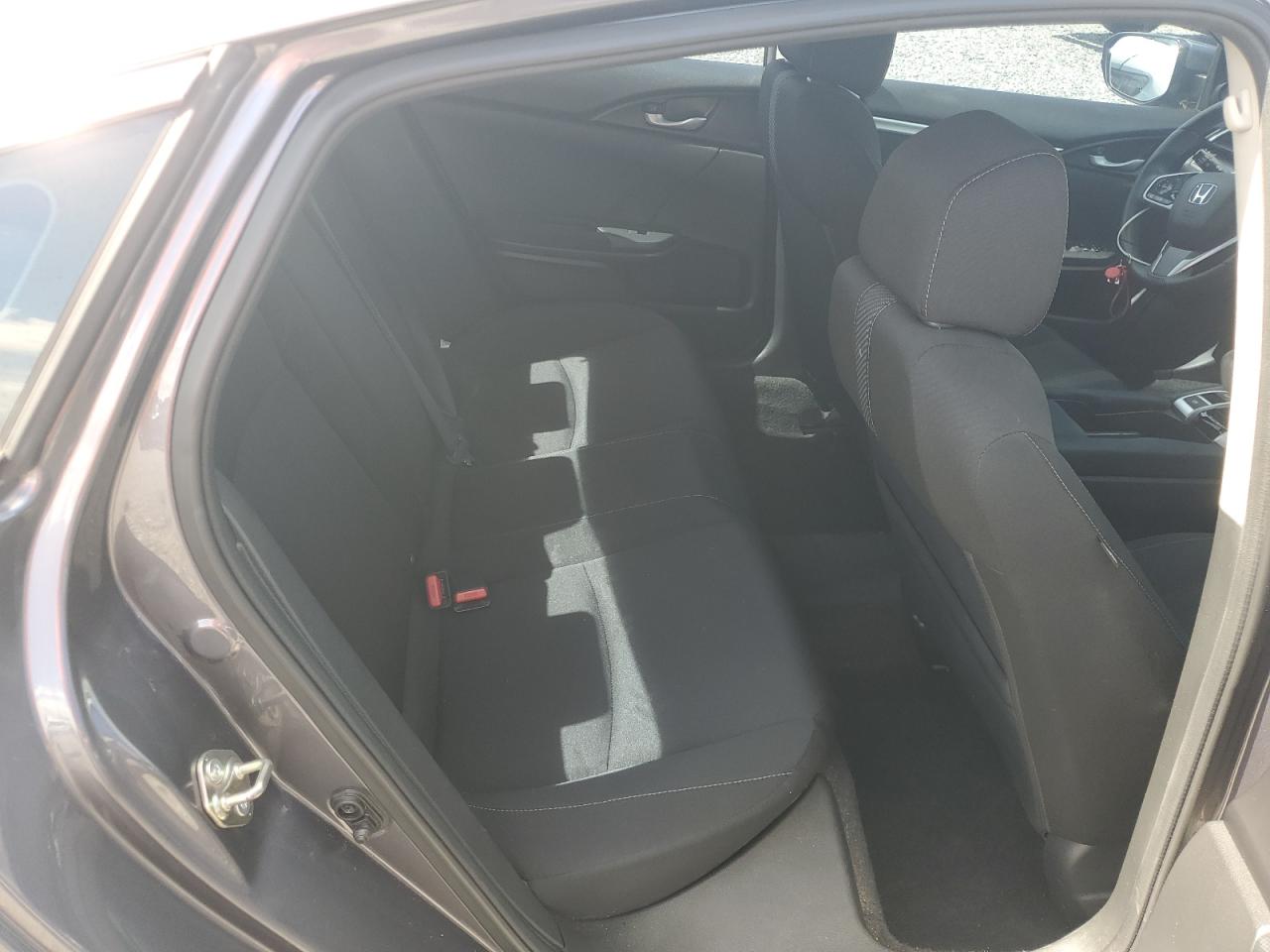 2018 Honda Civic Ex Gray vin: 19XFC2F70JE034126