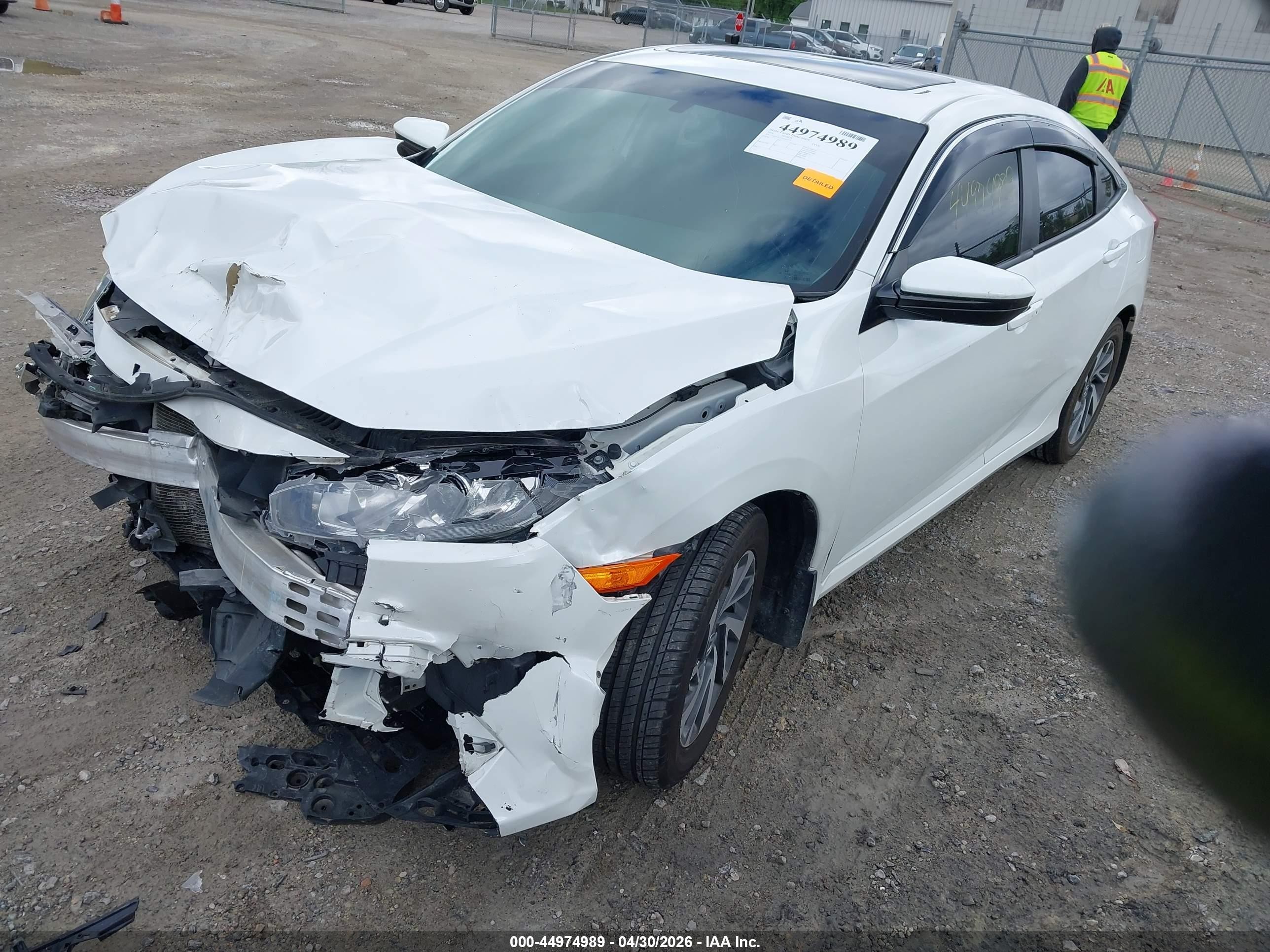 2016 Honda Civic Ex White vin: 19XFC2F72GE063717