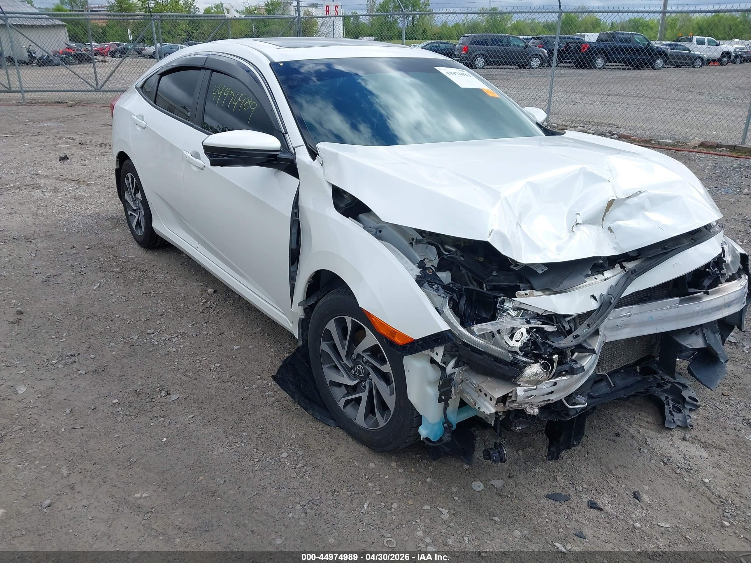 2016 Honda Civic Ex White vin: 19XFC2F72GE063717