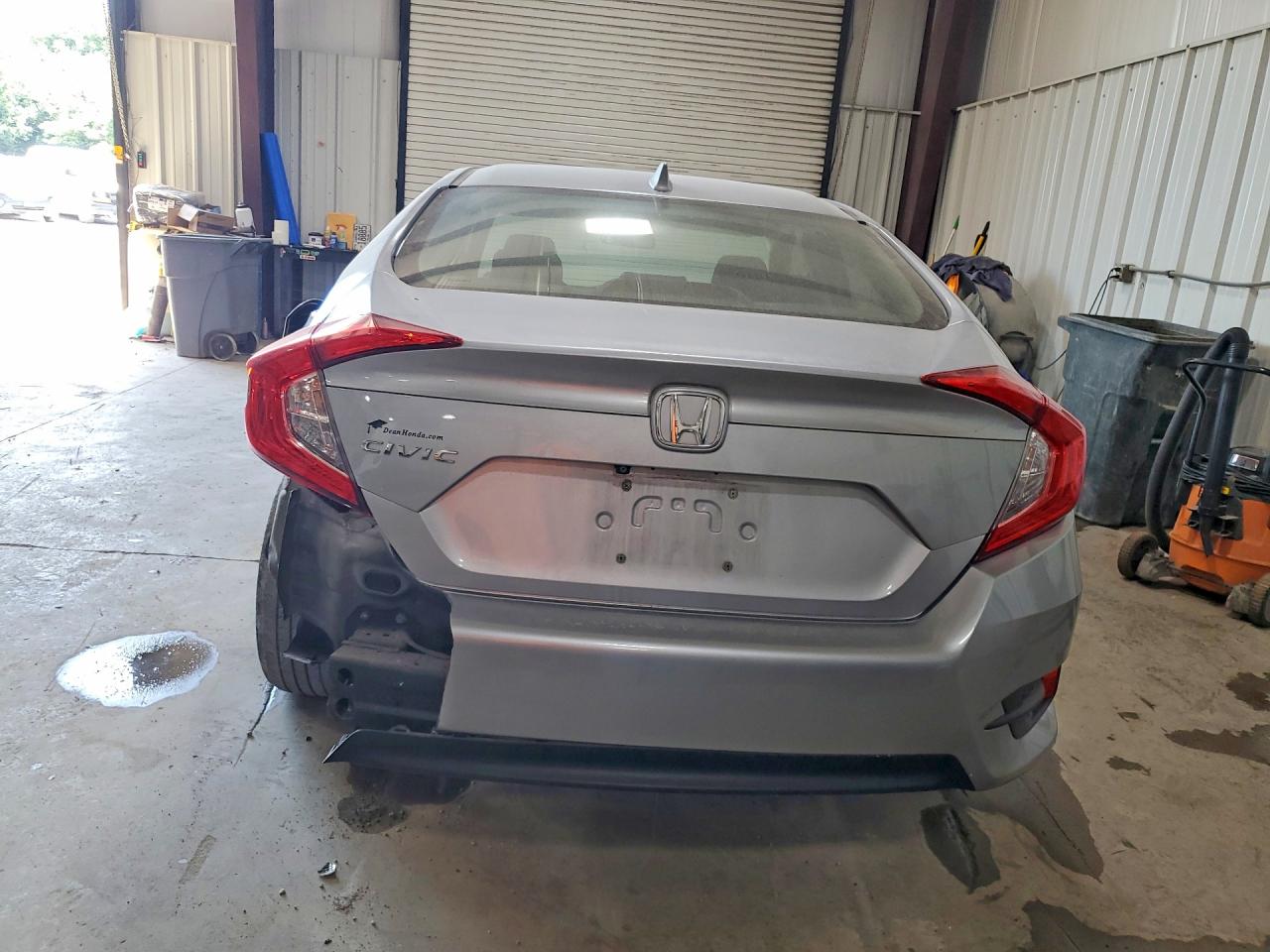 2018 Honda Civic Ex Silver vin: 19XFC2F72JE205782