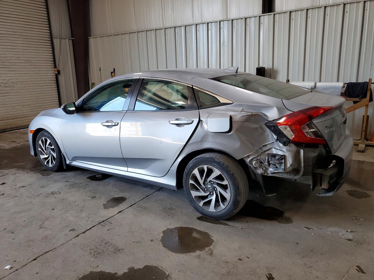 2018 Honda Civic Ex Silver vin: 19XFC2F72JE205782