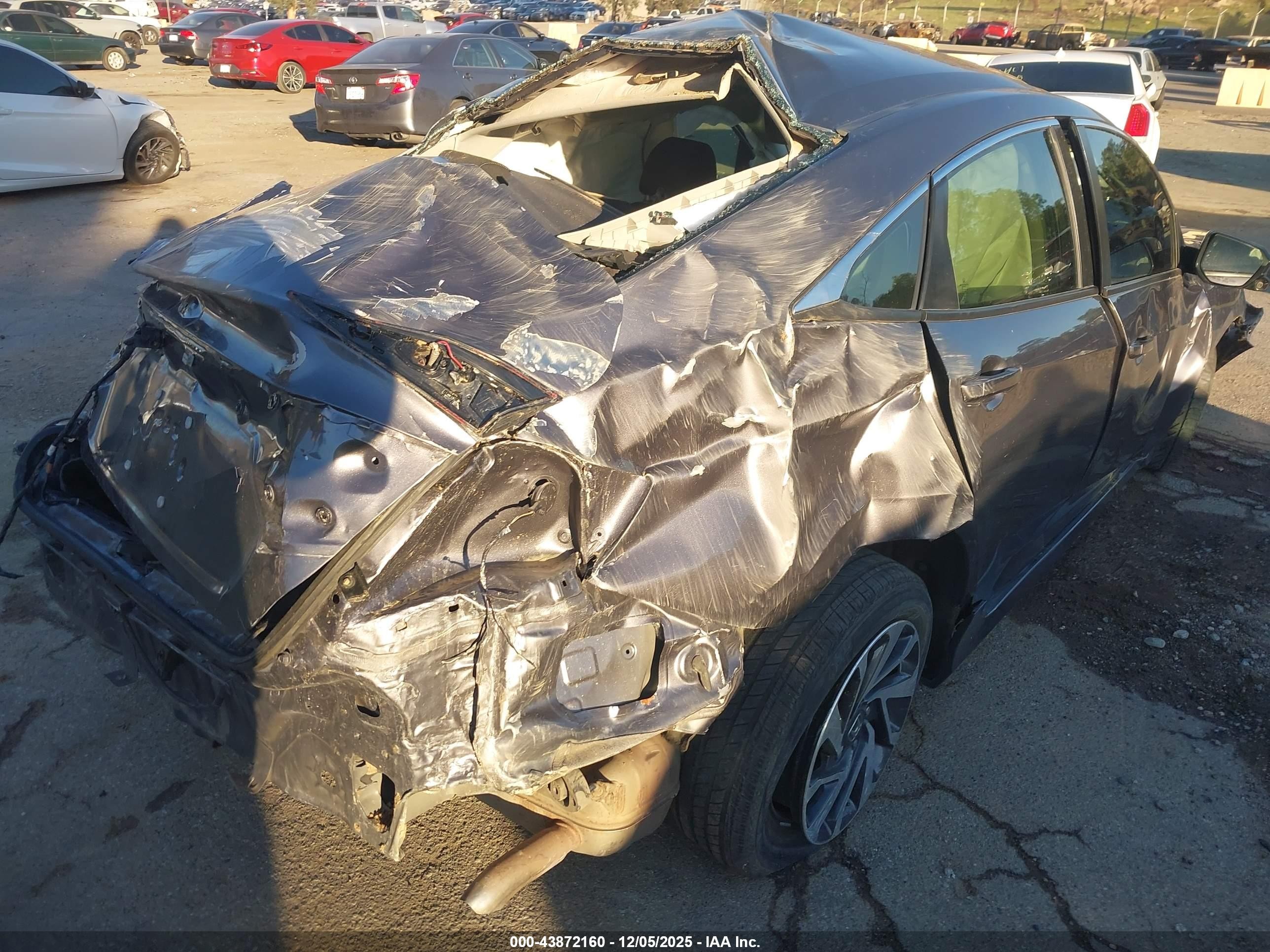 2018 Honda Civic Ex Gray vin: 19XFC2F73JE009415
