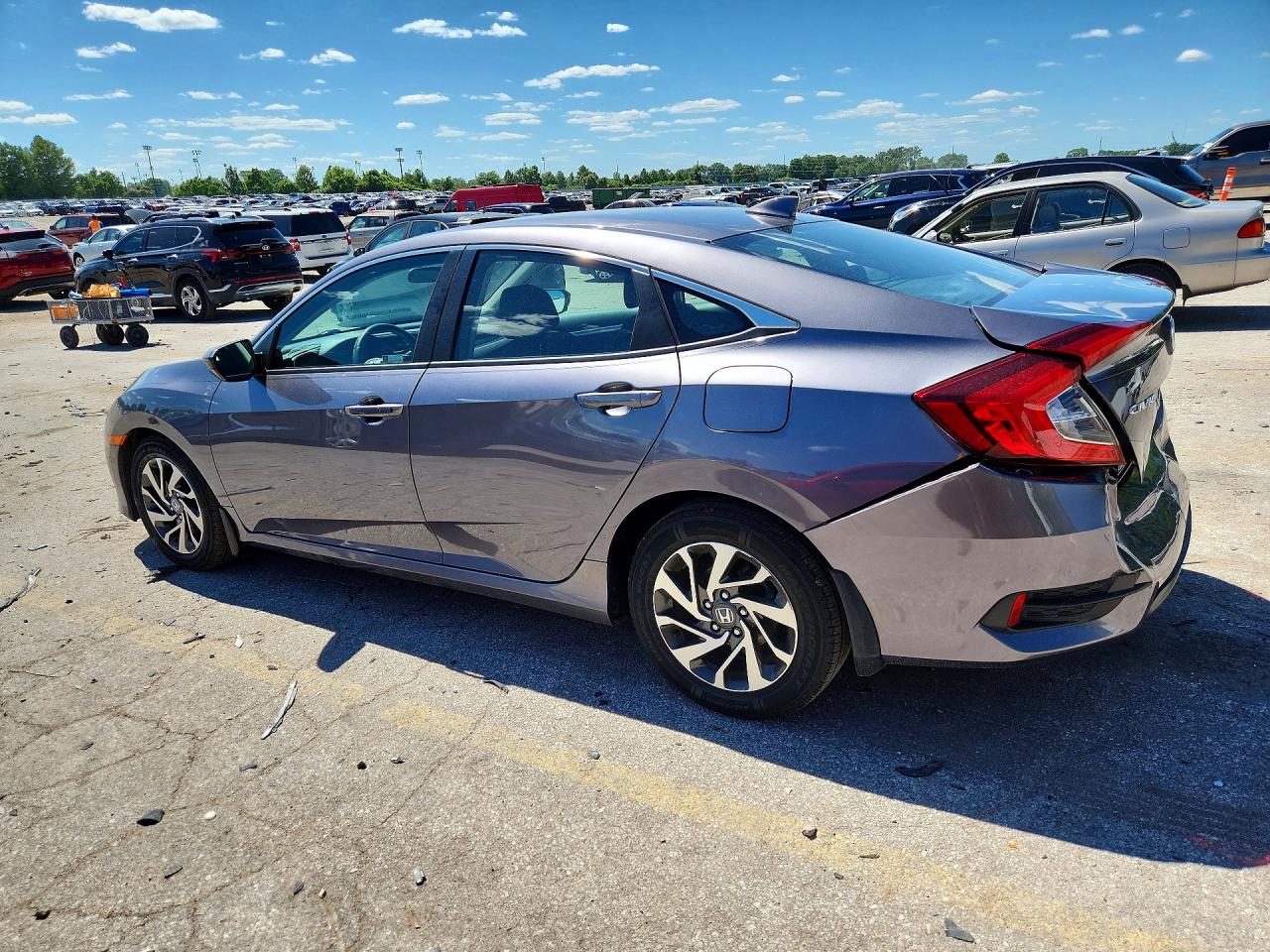 2018 Honda Civic Ex Gray vin: 19XFC2F73JE039336