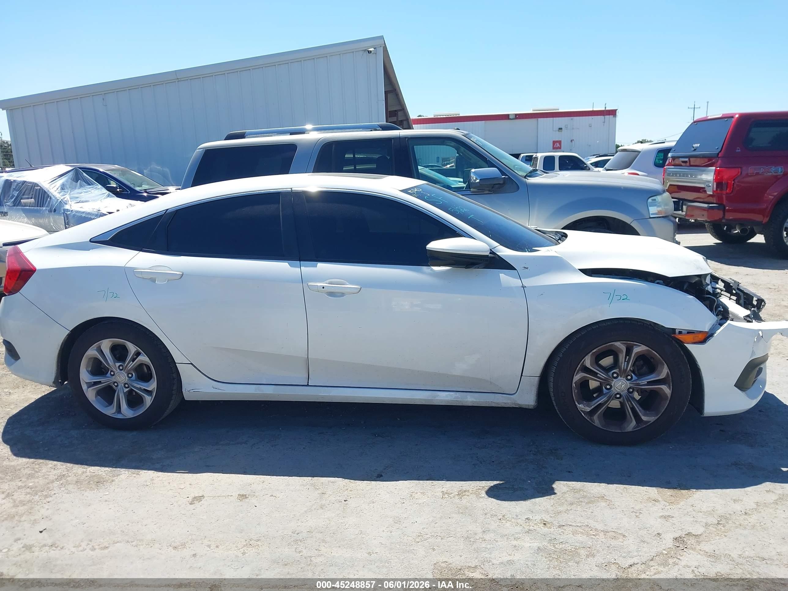 2016 Honda Civic Ex Белый vin: 19XFC2F74GE203833