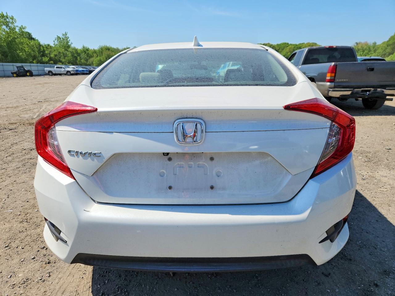 2017 Honda Civic Ex White vin: 19XFC2F75HE014495