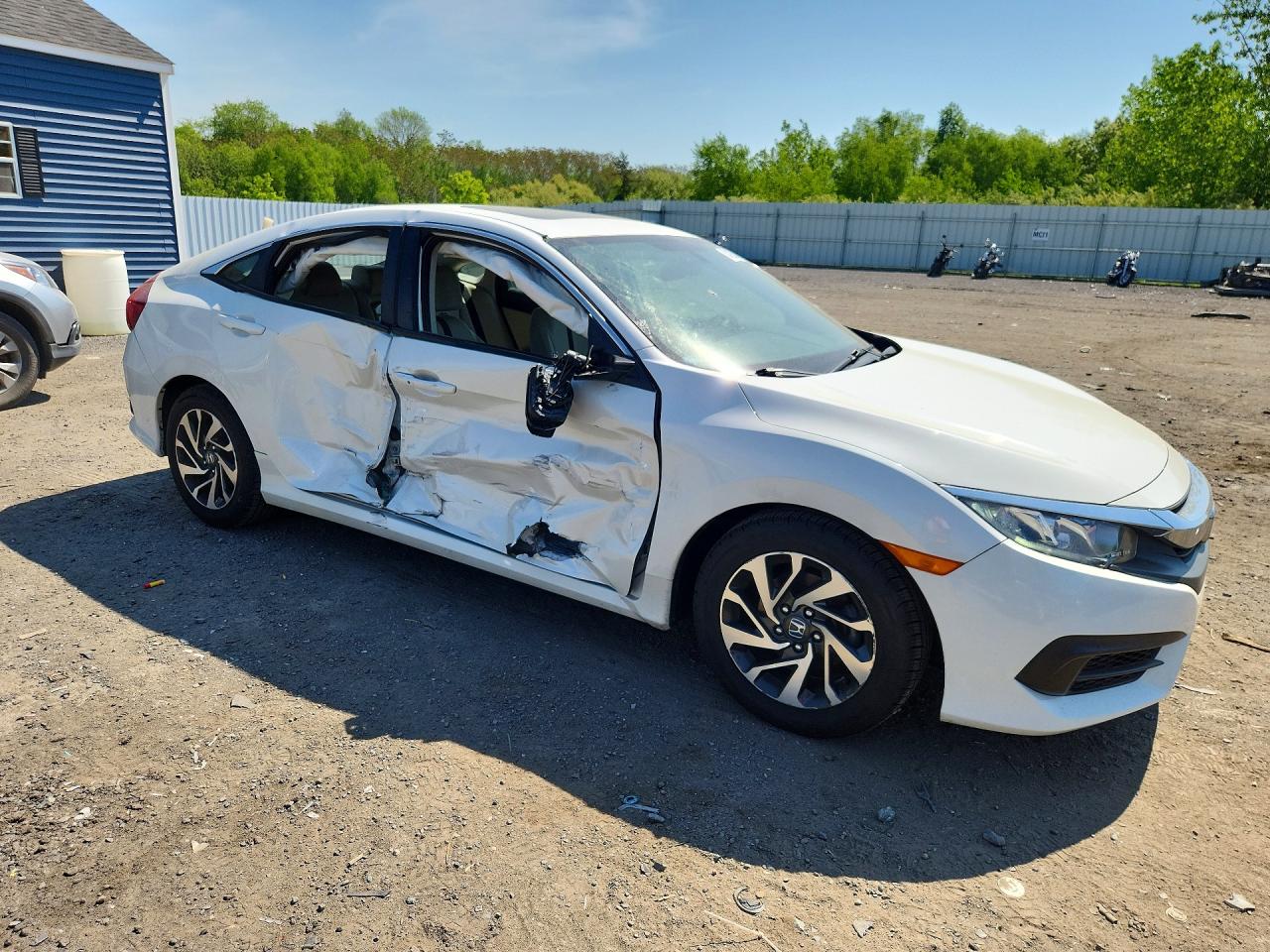 2017 Honda Civic Ex White vin: 19XFC2F75HE014495