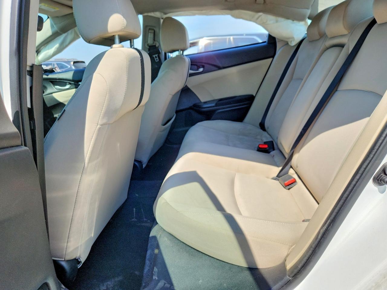 2017 Honda Civic Ex White vin: 19XFC2F75HE014495