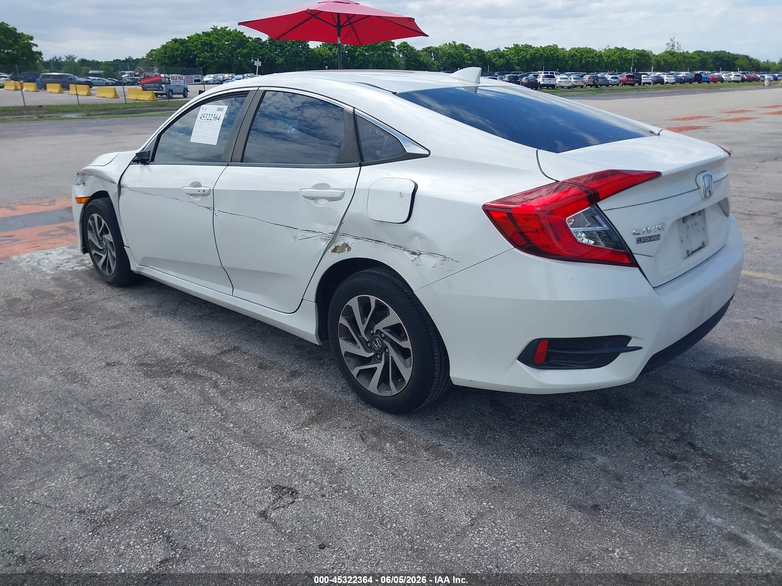 2017 Honda Civic Ex White vin: 19XFC2F76HE207223