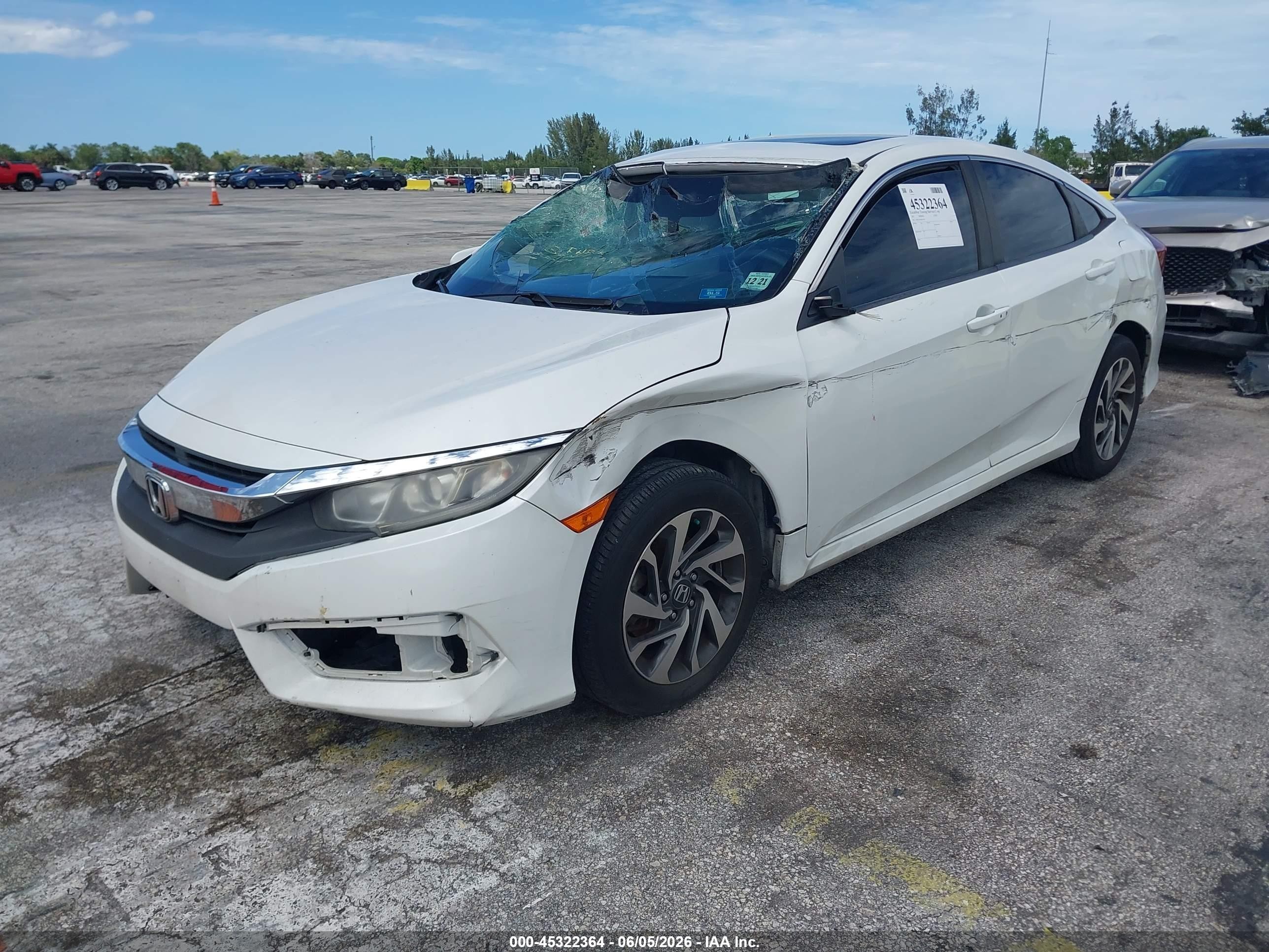 2017 Honda Civic Ex White vin: 19XFC2F76HE207223