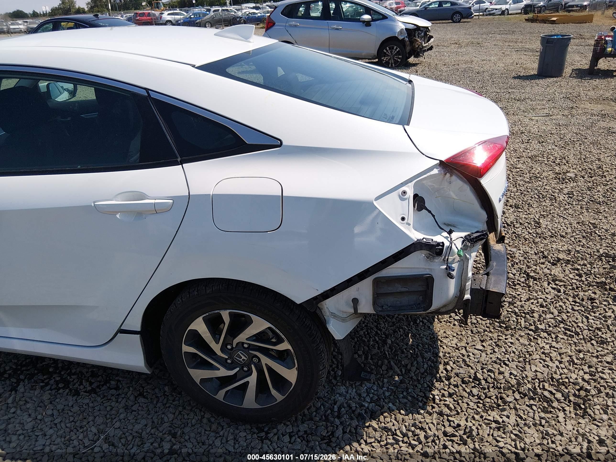 2017 Honda Civic Ex White vin: 19XFC2F76HE212003