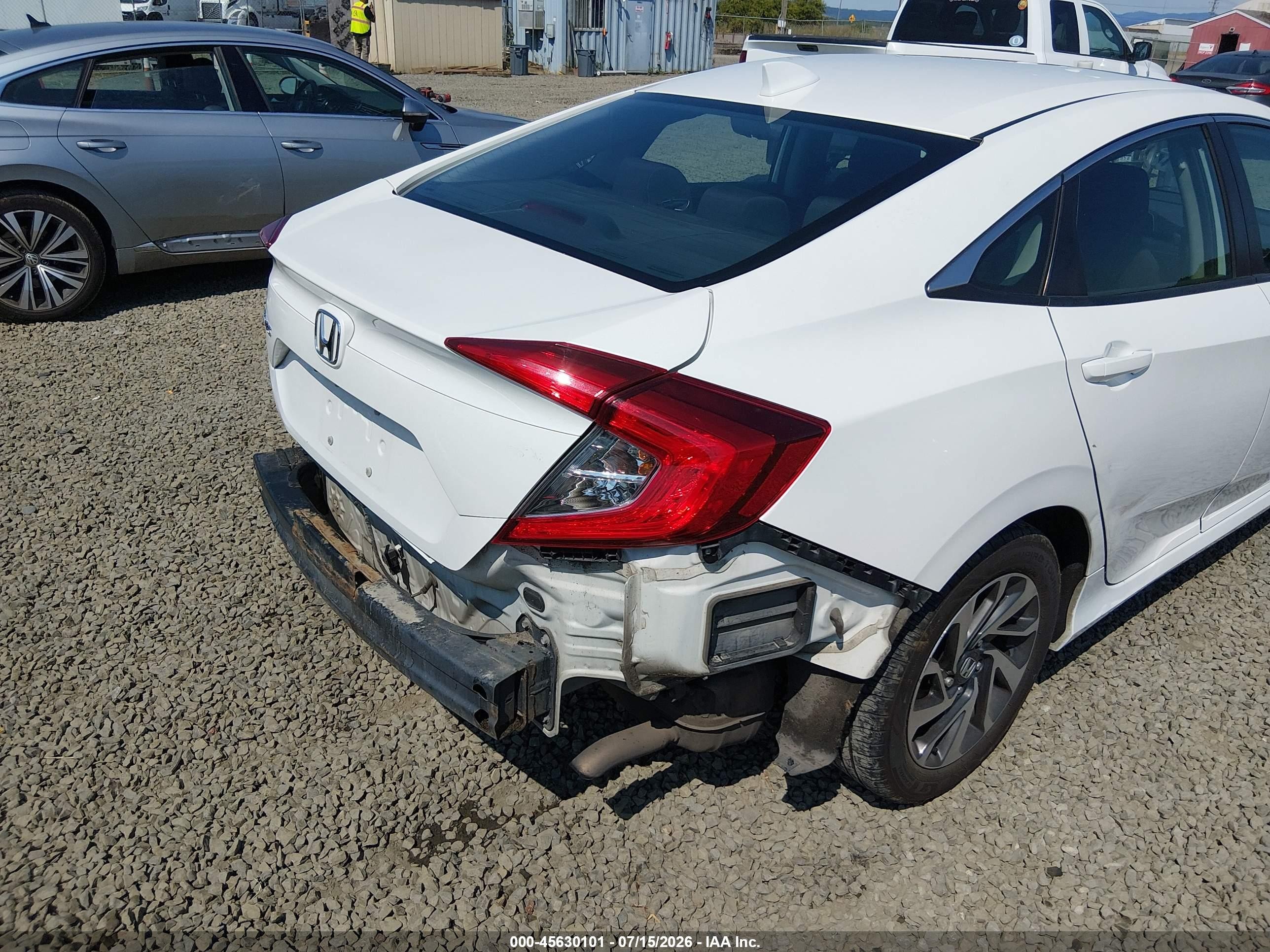 2017 Honda Civic Ex White vin: 19XFC2F76HE212003