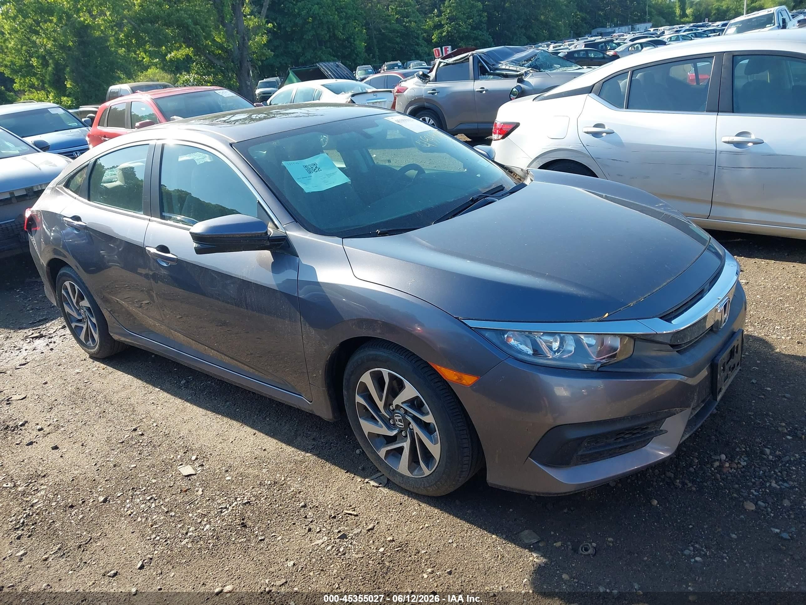 2017 Honda Civic Ex Gray vin: 19XFC2F77HE205030