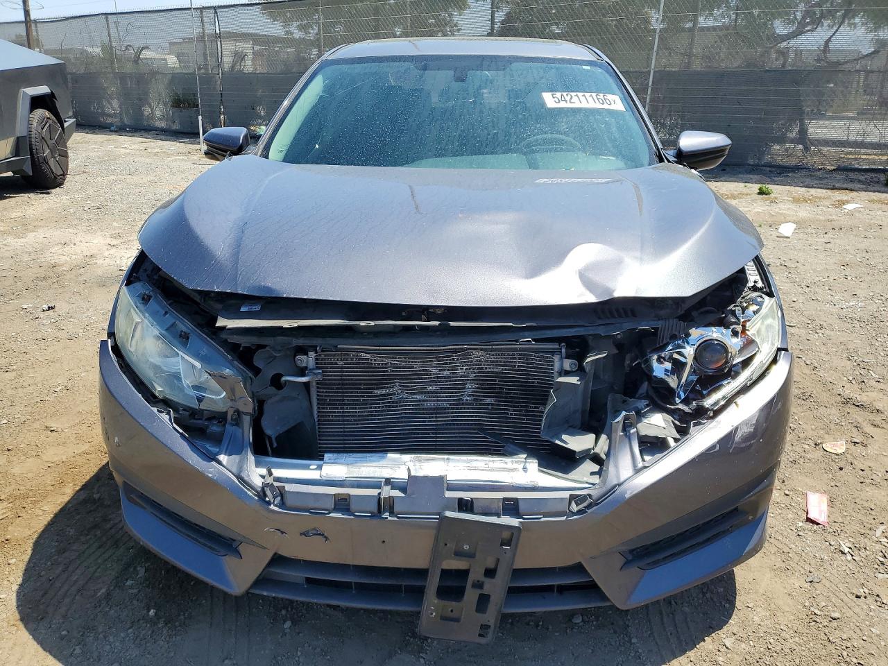 2018 Honda Civic Ex Gray vin: 19XFC2F77JE205096
