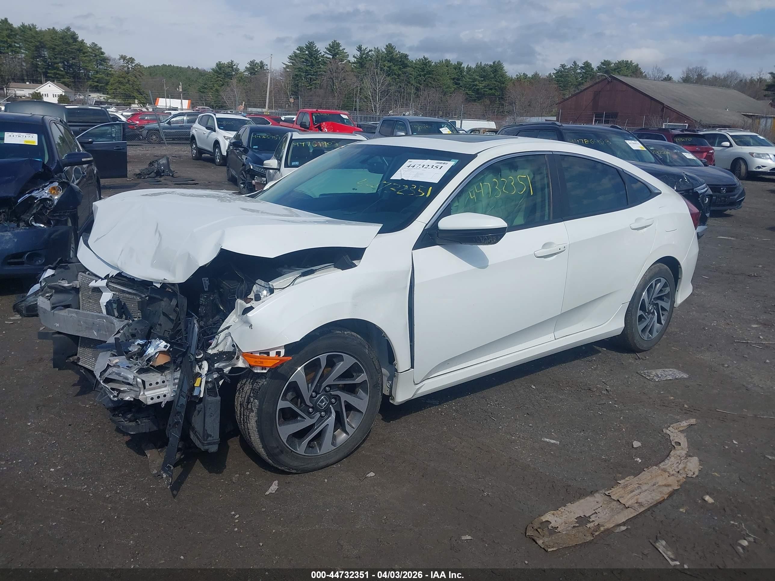 2016 Honda Civic Ex Белый vin: 19XFC2F79GE070633