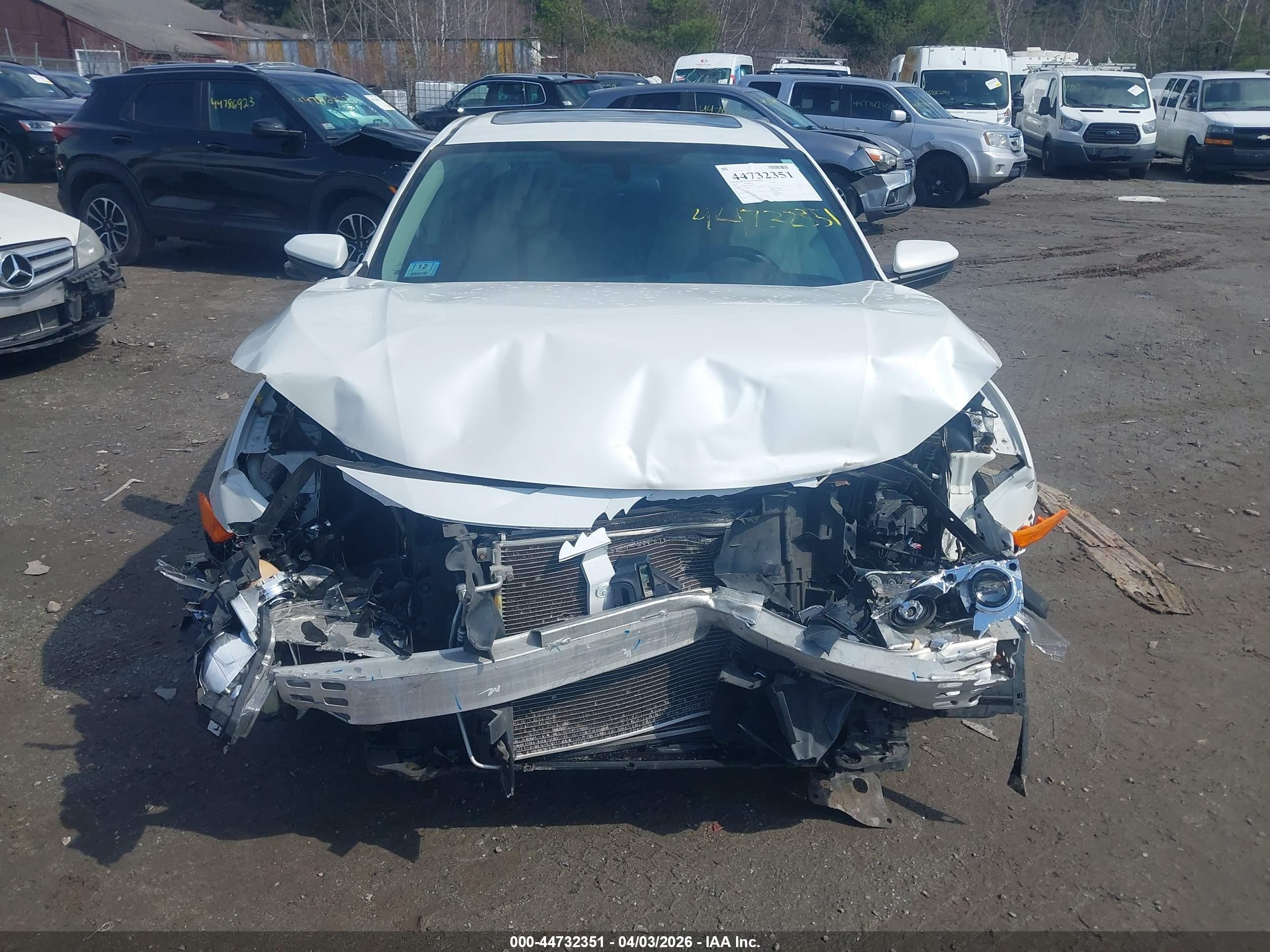 2016 Honda Civic Ex Белый vin: 19XFC2F79GE070633
