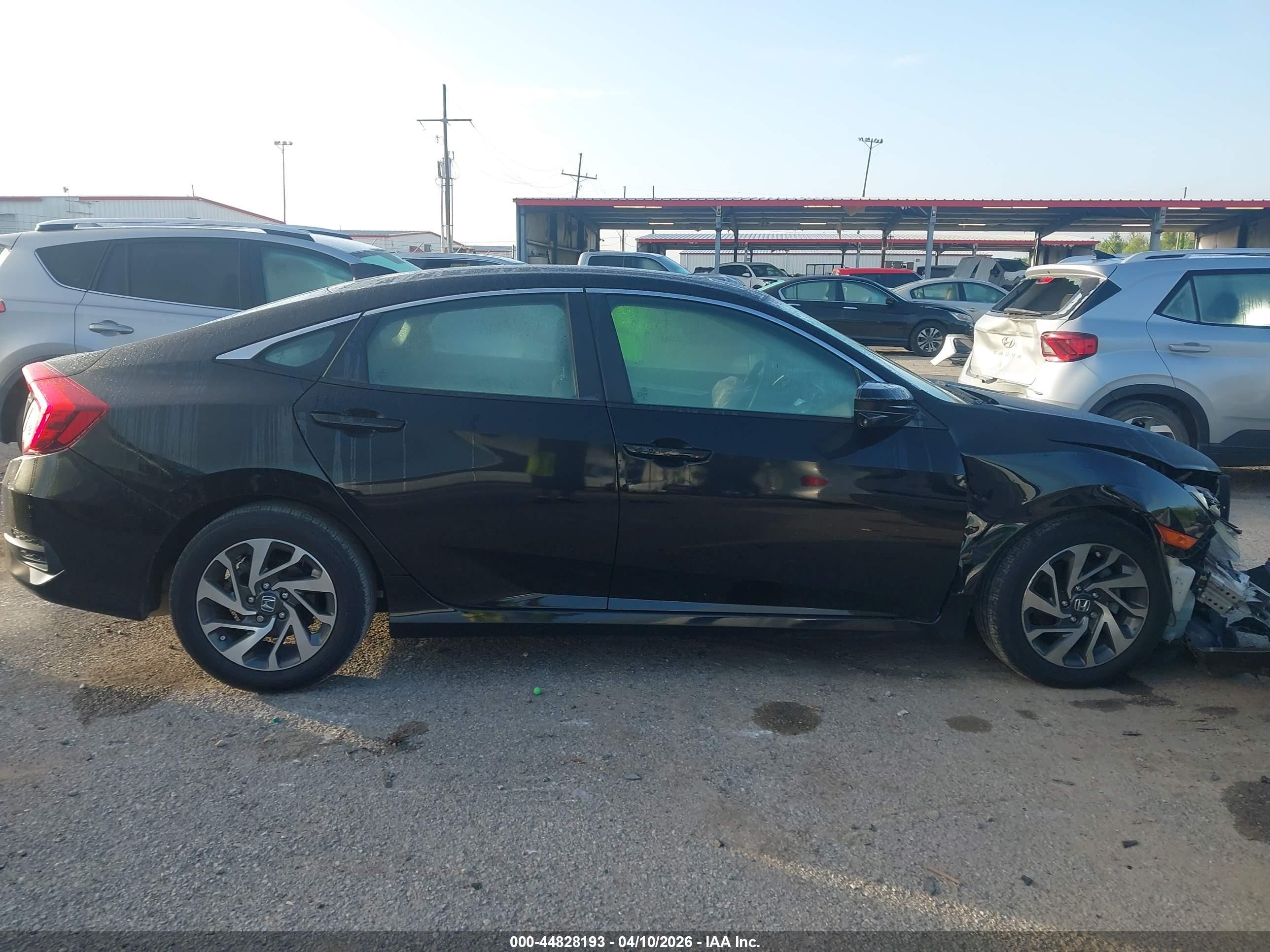 2017 Honda Civic Ex Черный vin: 19XFC2F79HE016749
