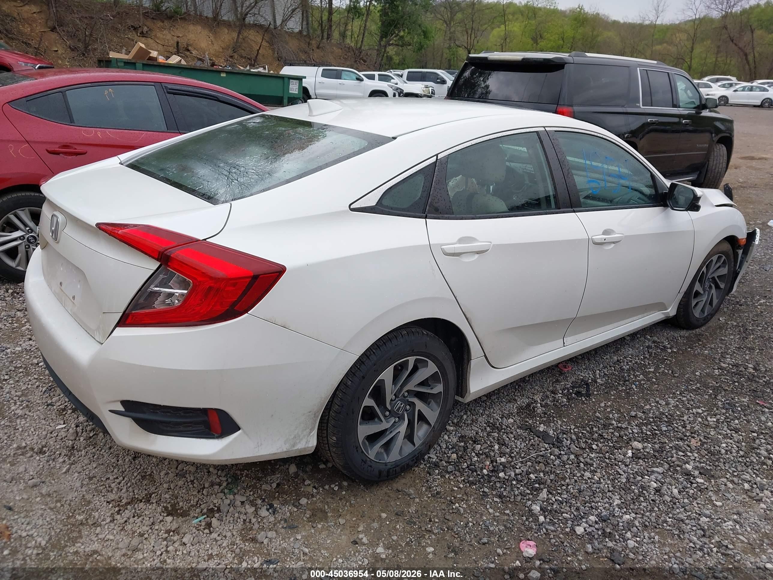 2017 Honda Civic Ex White vin: 19XFC2F79HE209032