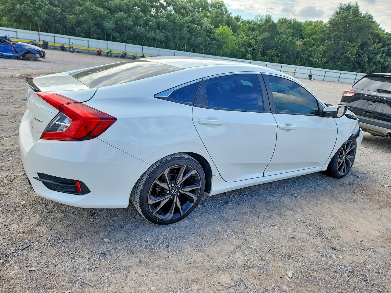 2019 Honda Civic Sport White vin: 19XFC2F82KE047714