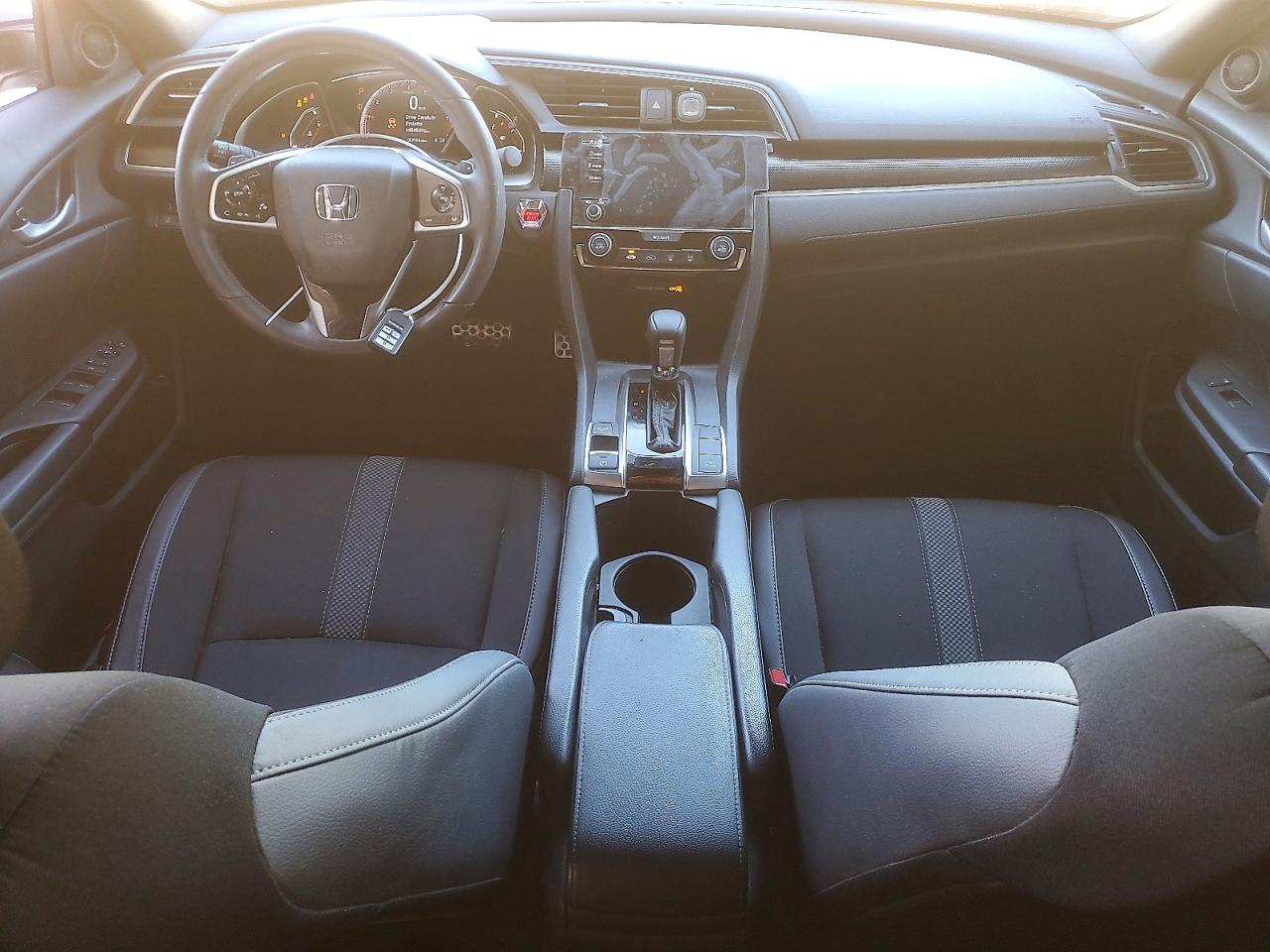 2019 Honda Civic Sport Silver vin: 19XFC2F85KE213451