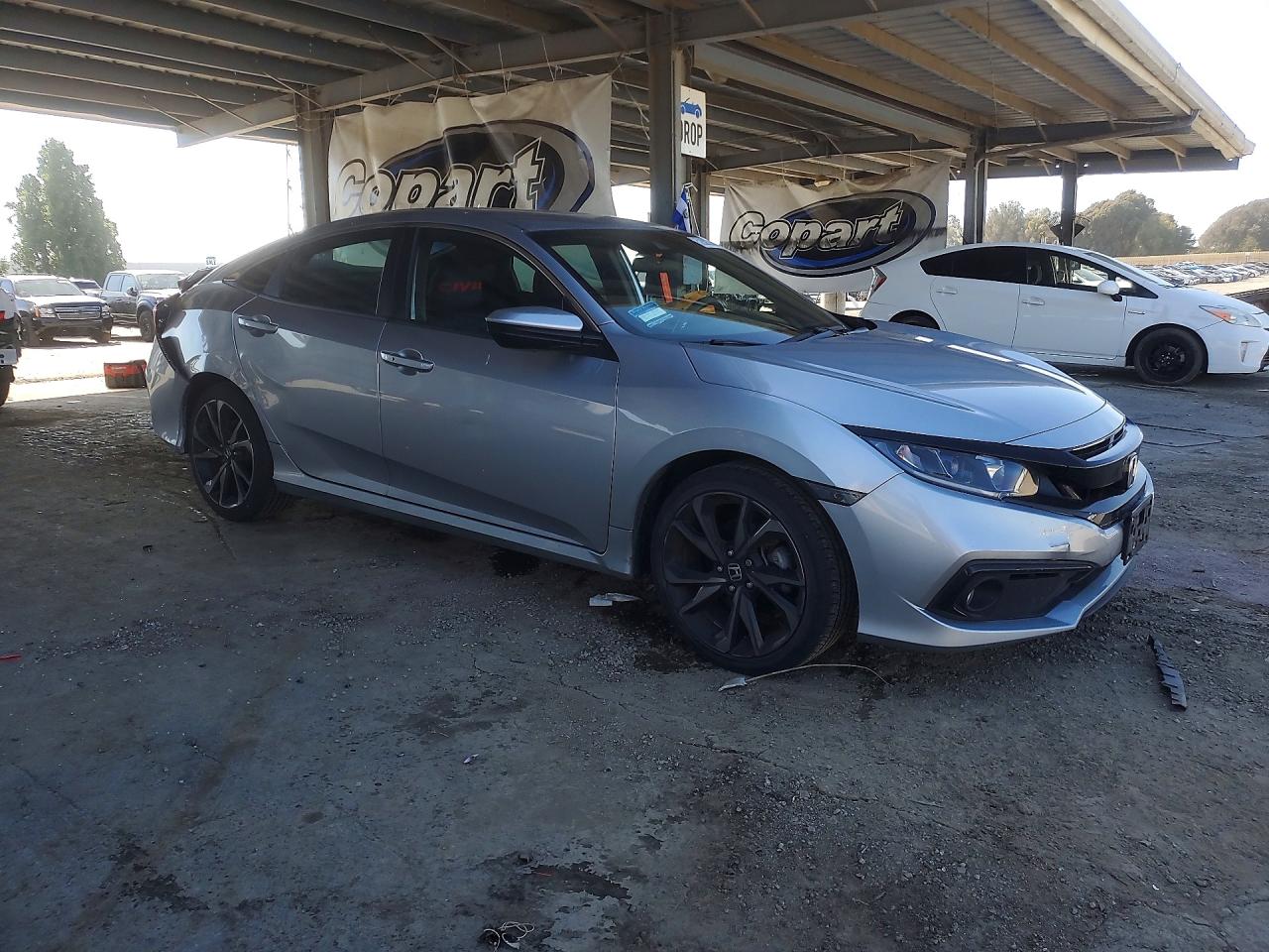 2019 Honda Civic Sport Silver vin: 19XFC2F85KE213451