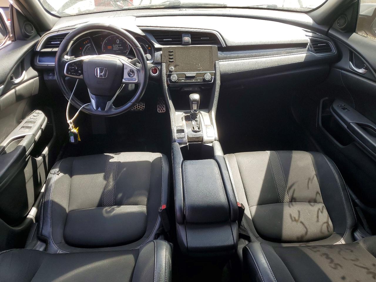 2020 Honda Civic Sport White vin: 19XFC2F87LE212383