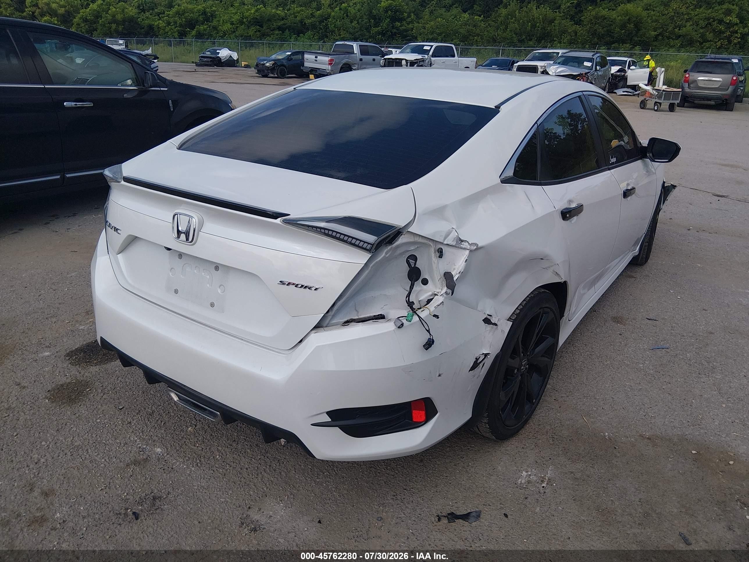 2019 Honda Civic Sport White vin: 19XFC2F88KE047152