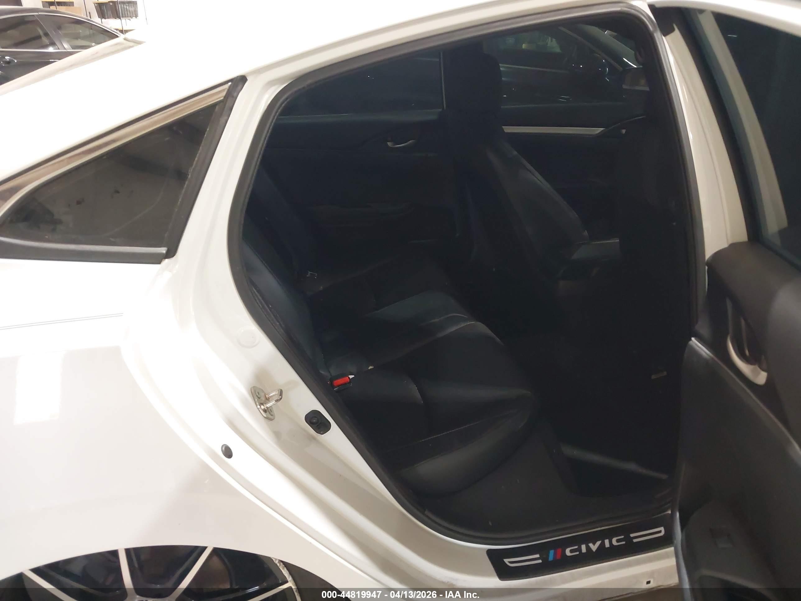 2020 Honda Civic Sport White vin: 19XFC2F88LE024102