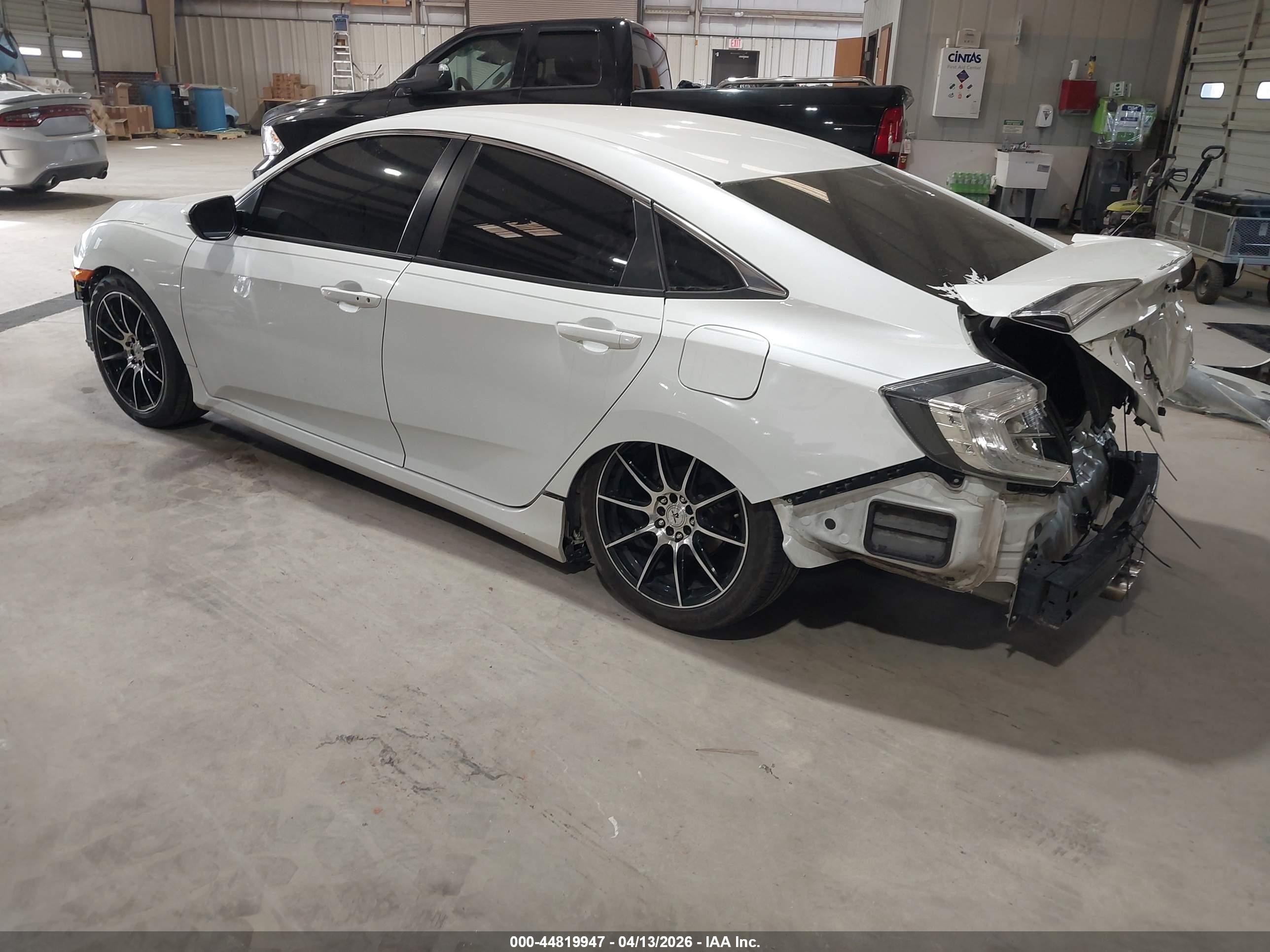 2020 Honda Civic Sport White vin: 19XFC2F88LE024102