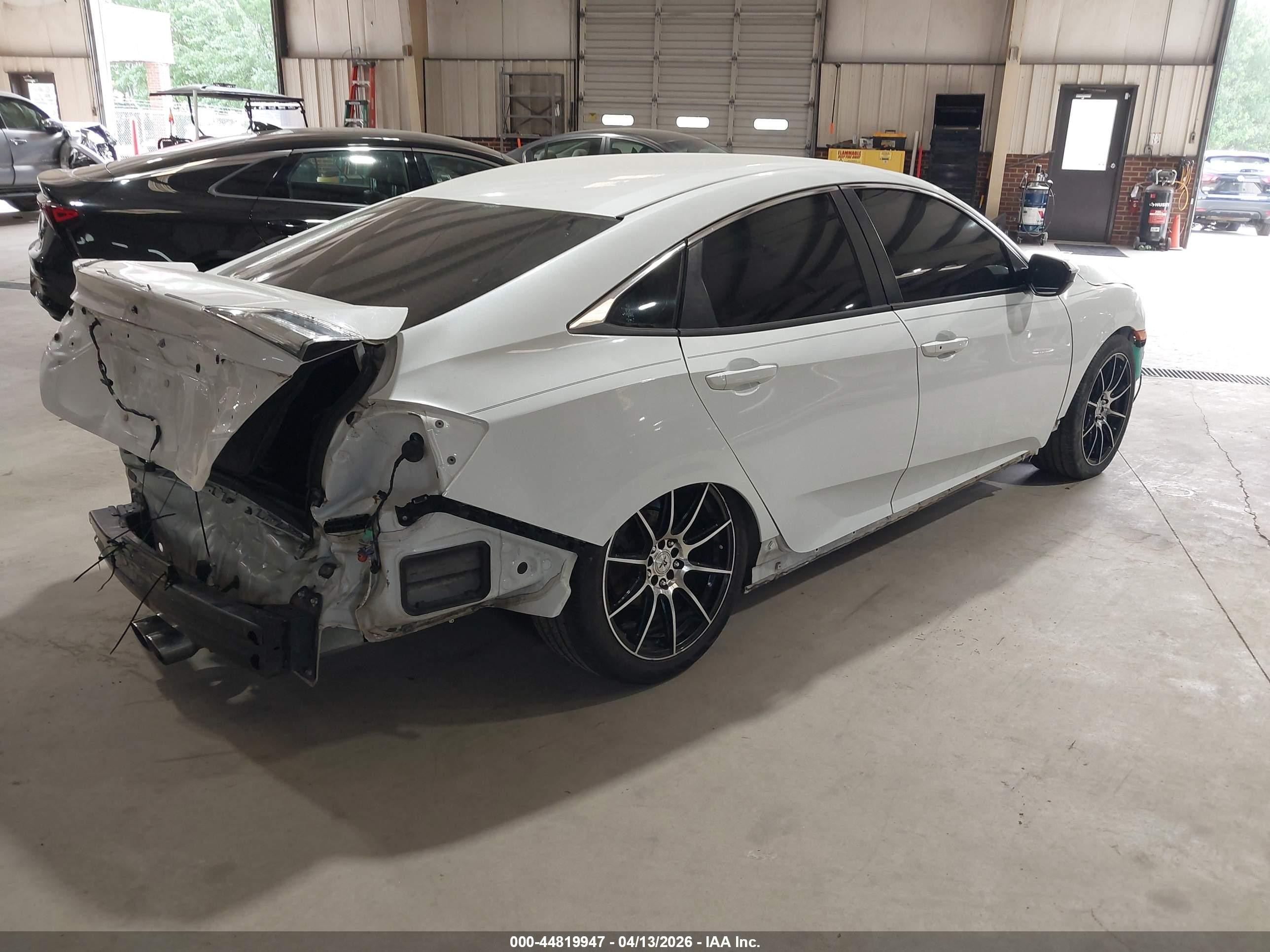 2020 Honda Civic Sport White vin: 19XFC2F88LE024102