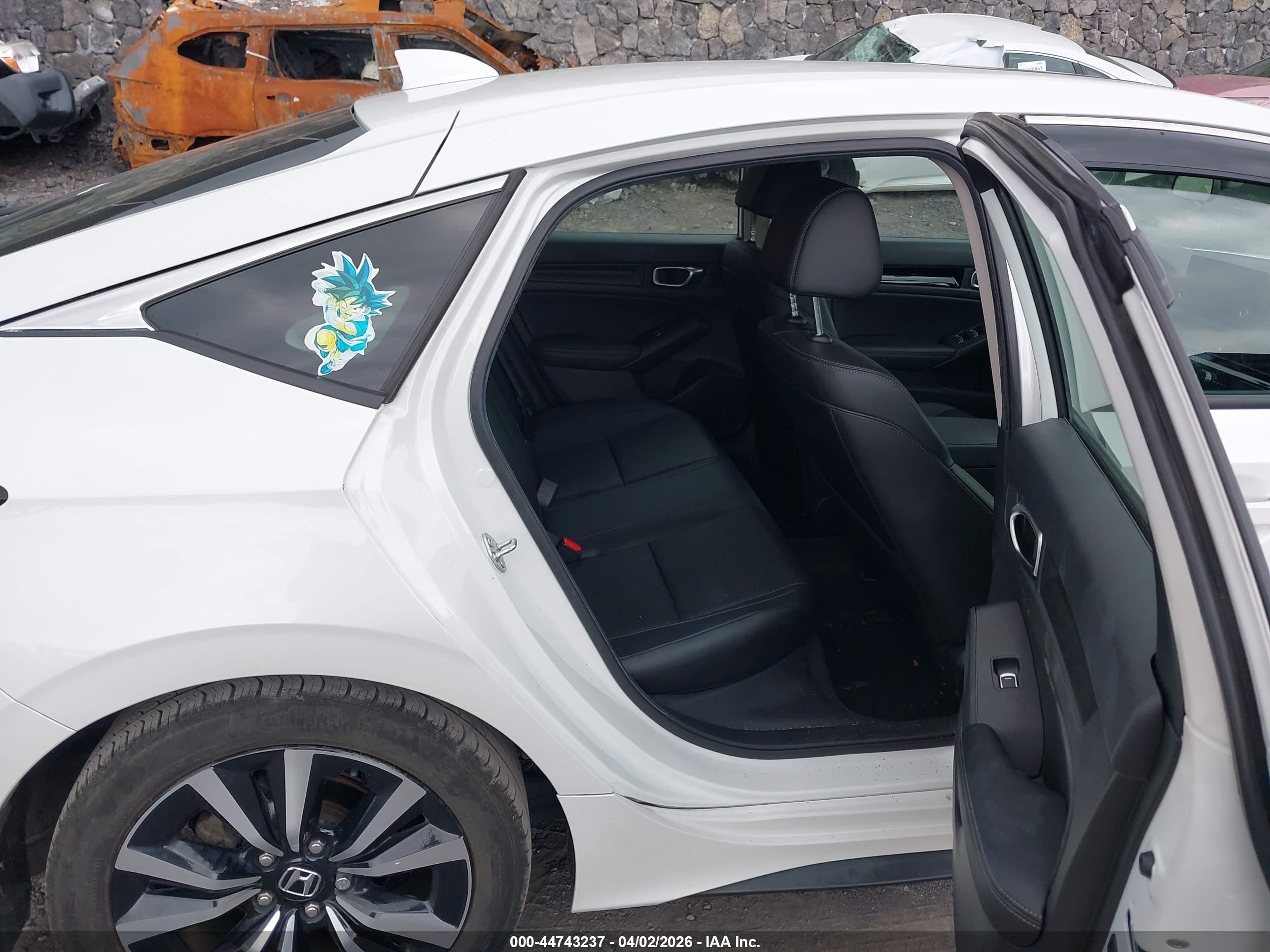 2024 Honda Civic Ex-l White vin: 19XFL1H74RE009104