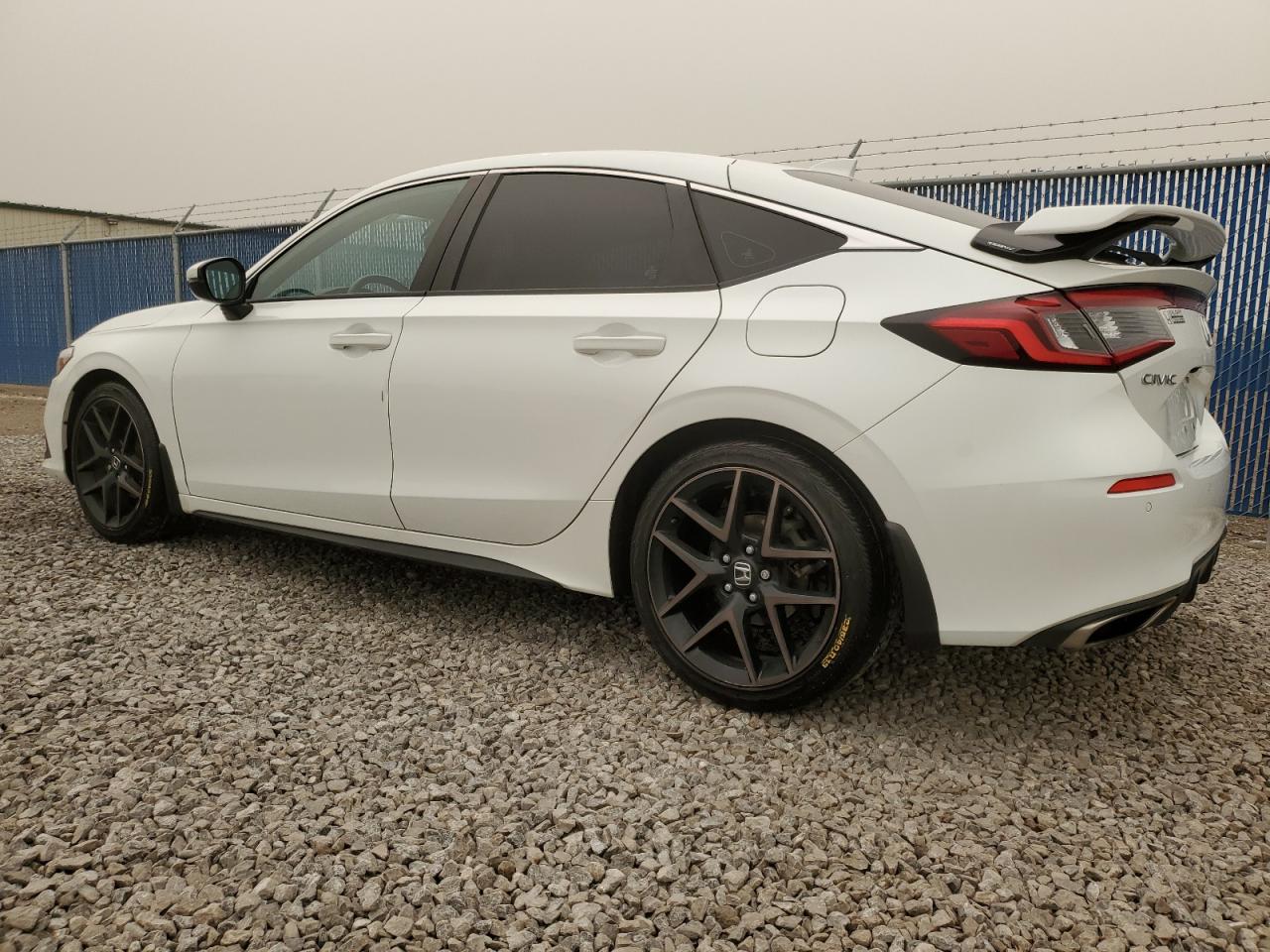 2023 Honda Civic Sport Touring Белый vin: 19XFL1H87PE400754 Damage: Left Front Door, Light Scratch, 1 to 2 inches