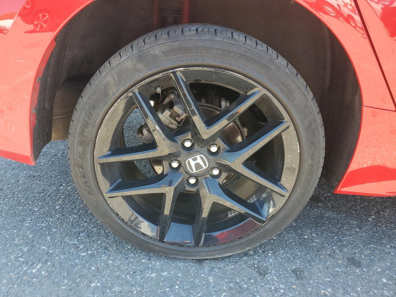 2024 Honda Civic Sport Red vin: 19XFL2H83RE034218 Damage: Right Rear Wheel, Curb Rash, > 12 Inches