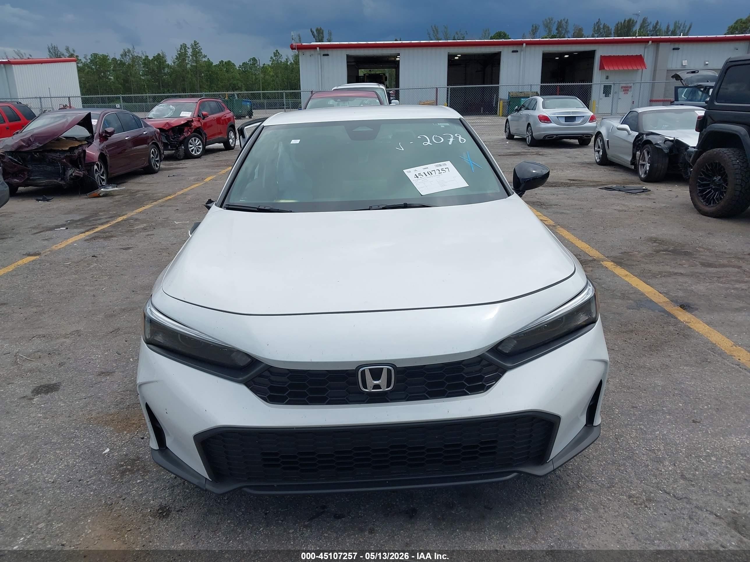 2026 Honda Civic Sport Белый vin: 19XFL2H83TE012078