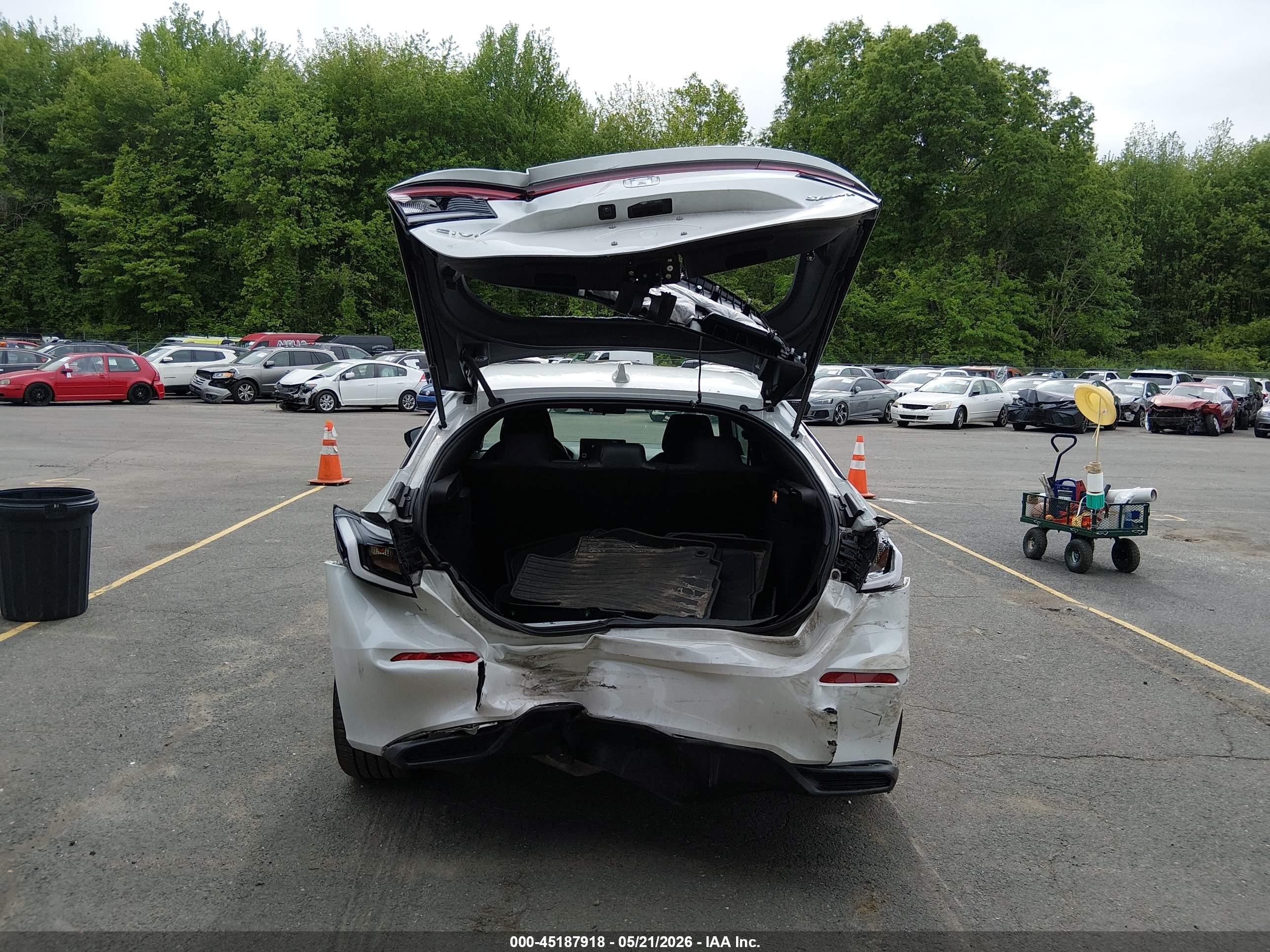 2023 Honda Civic Sport Белый vin: 19XFL2H84PE008403