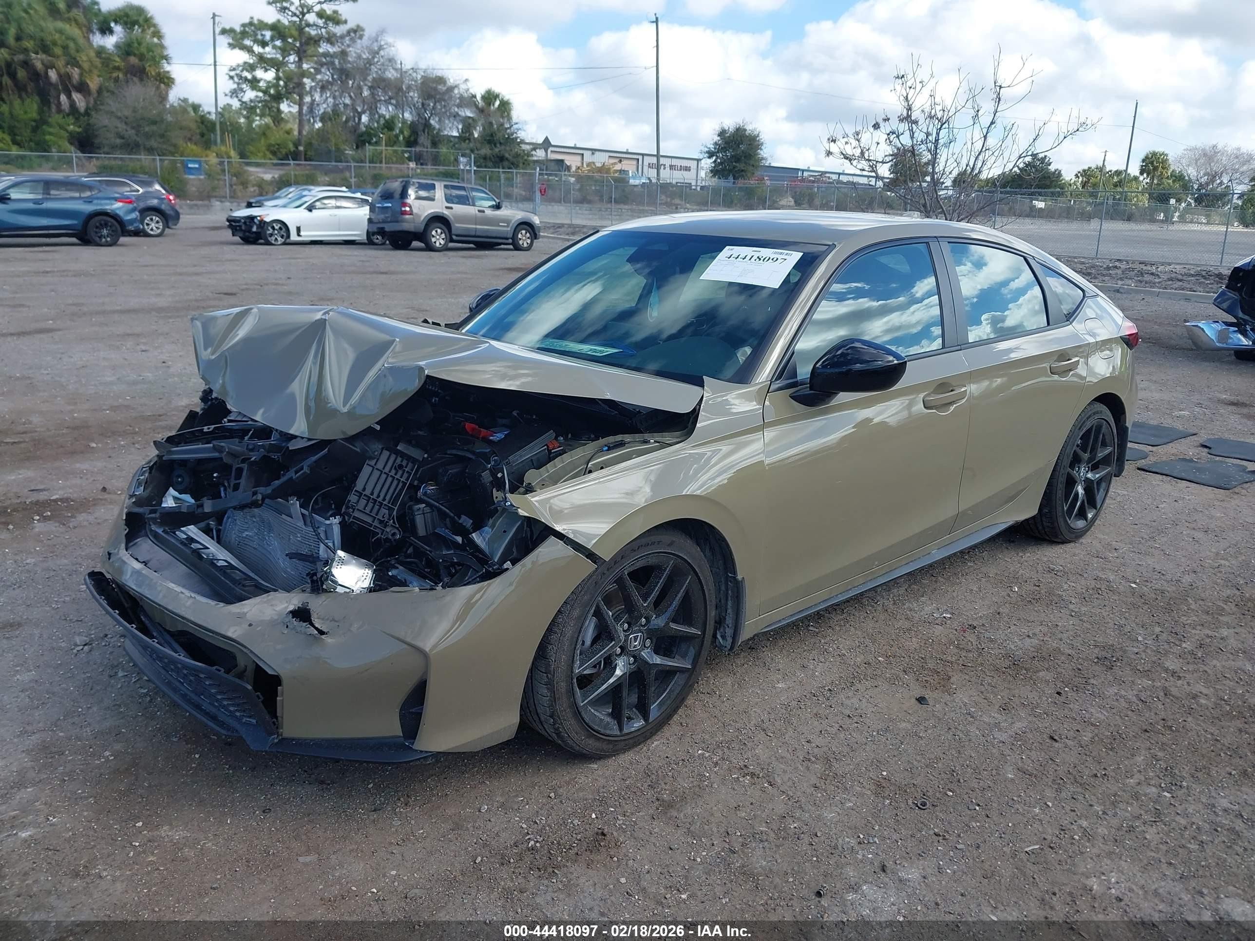 2025 Honda Civic Sedan Sport Tan vin: 19XFL2H88SE011085