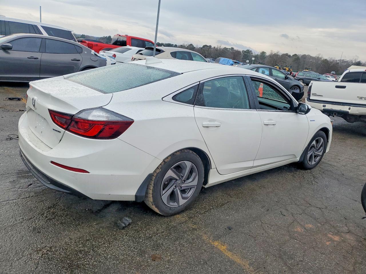 2019 Honda Insight Lx White vin: 19XZE4F16KE026239