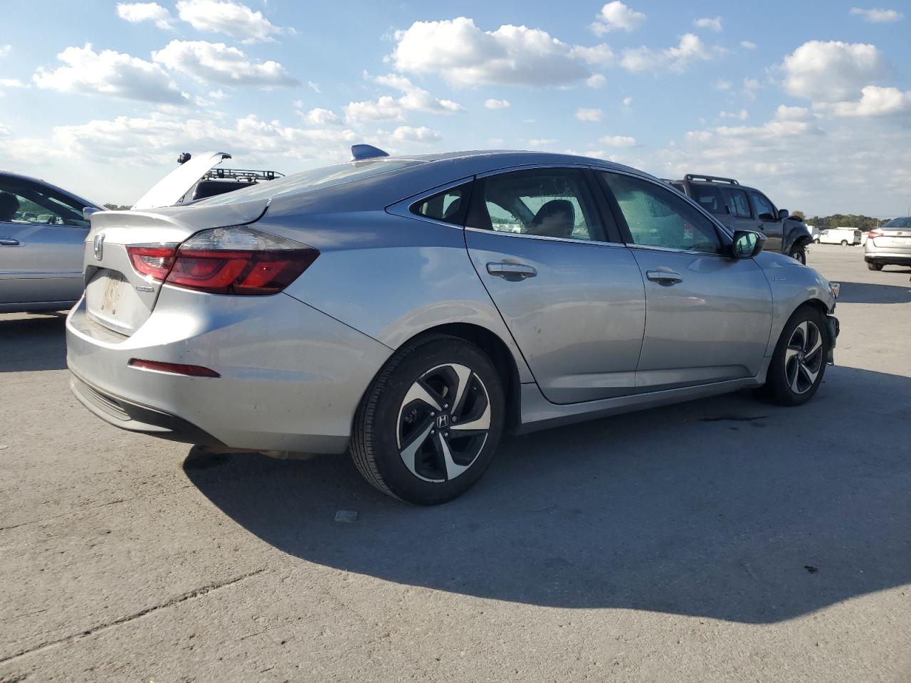 2022 Honda Insight Ex Silver vin: 19XZE4F52NE017402